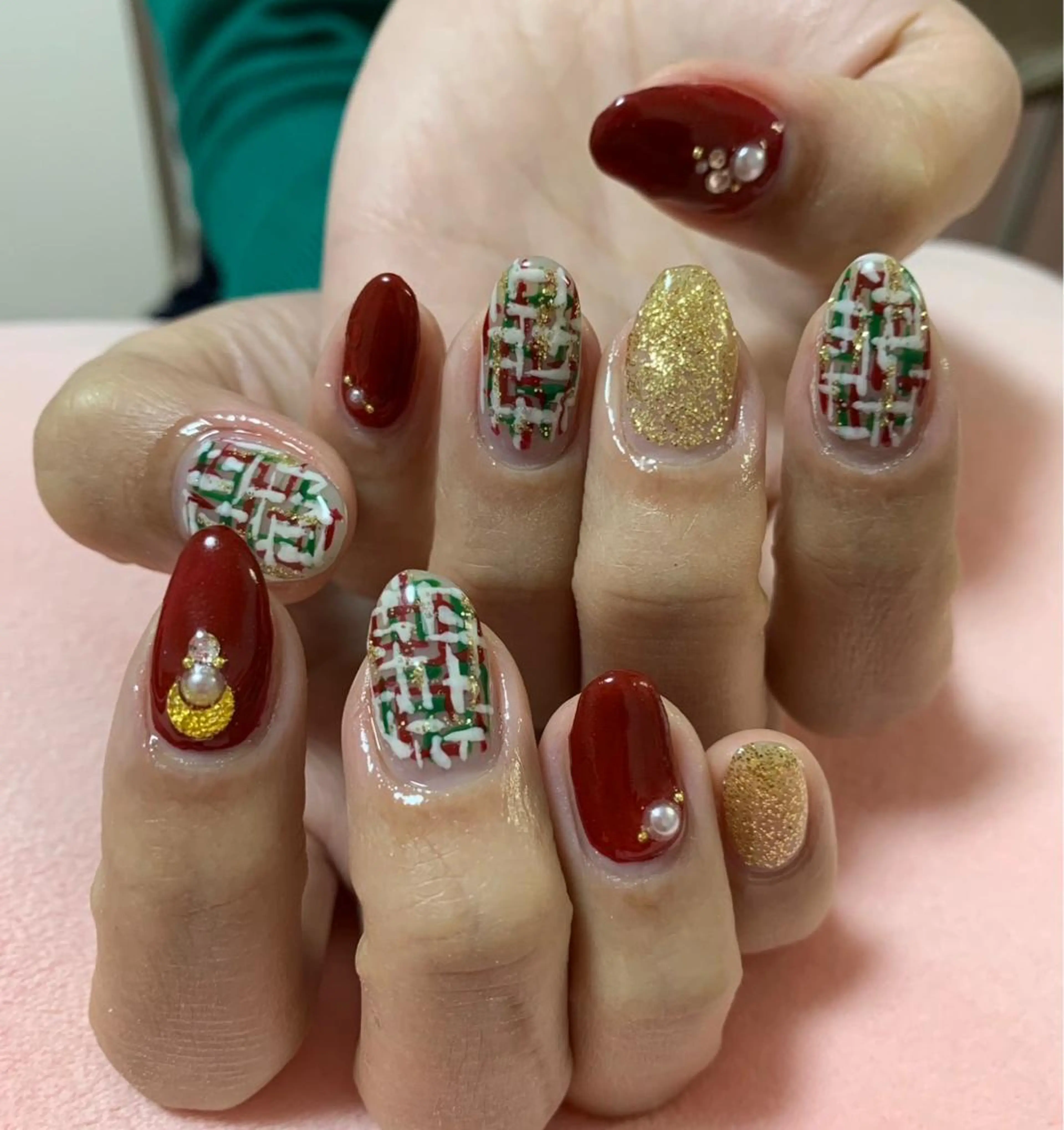 ネイル ハンドネイル フットネイル nailsalon momoのネイルデザイン