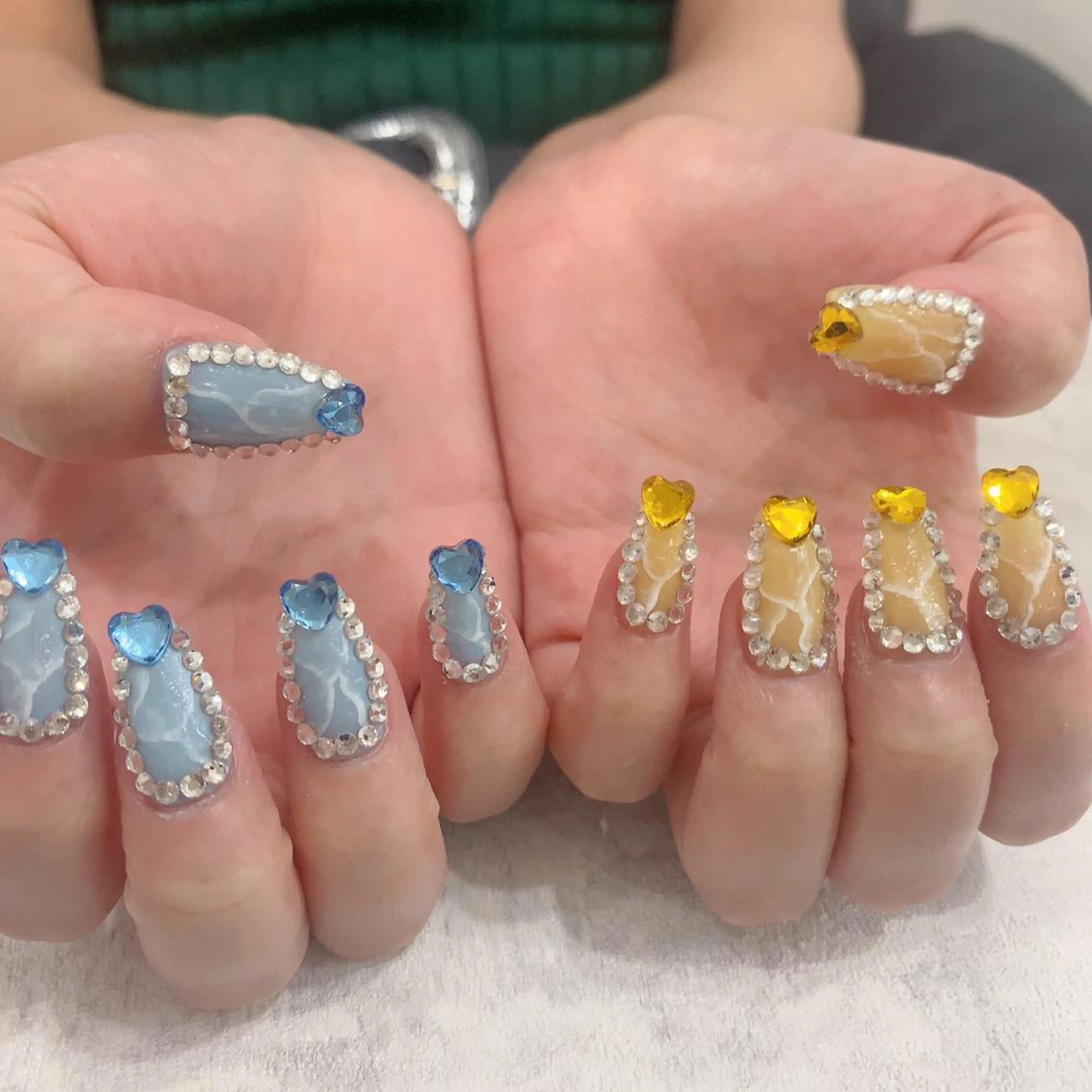 セミロング ネイル cho nailのネイルデザイン