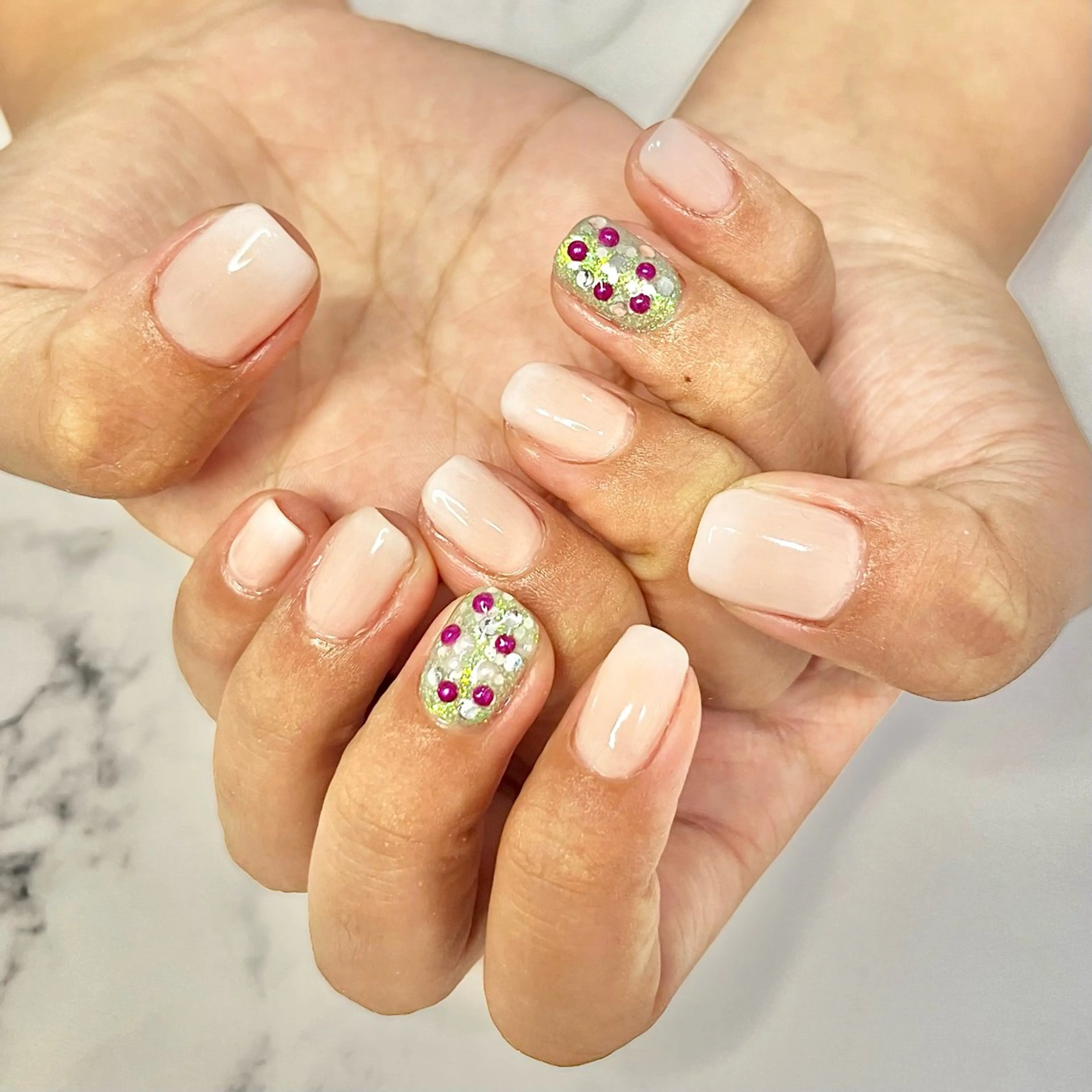 ネイル ハンドネイル M. Saoriのネイルデザイン