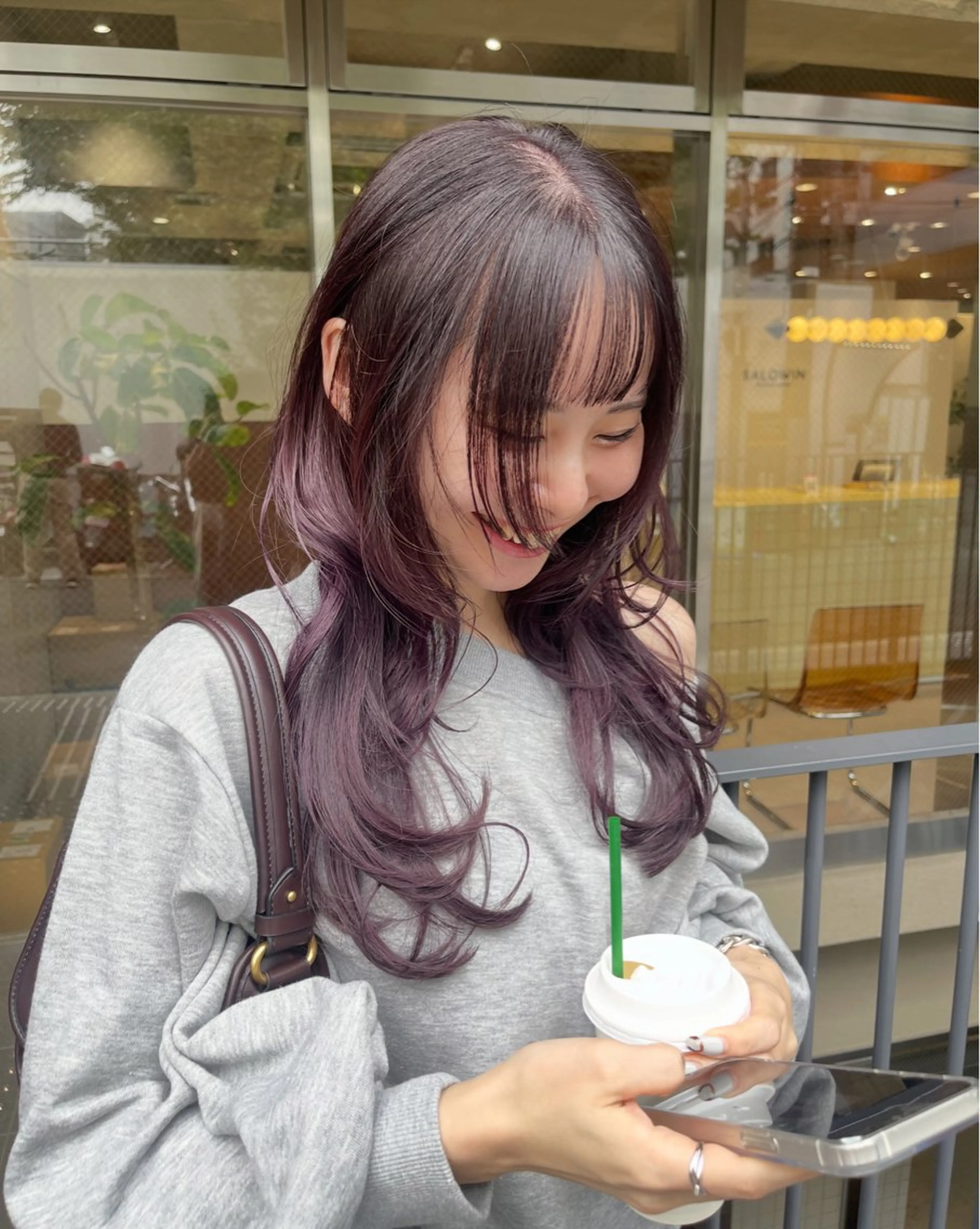 ケアブリーチ➕カラー(学割10%off)の写真