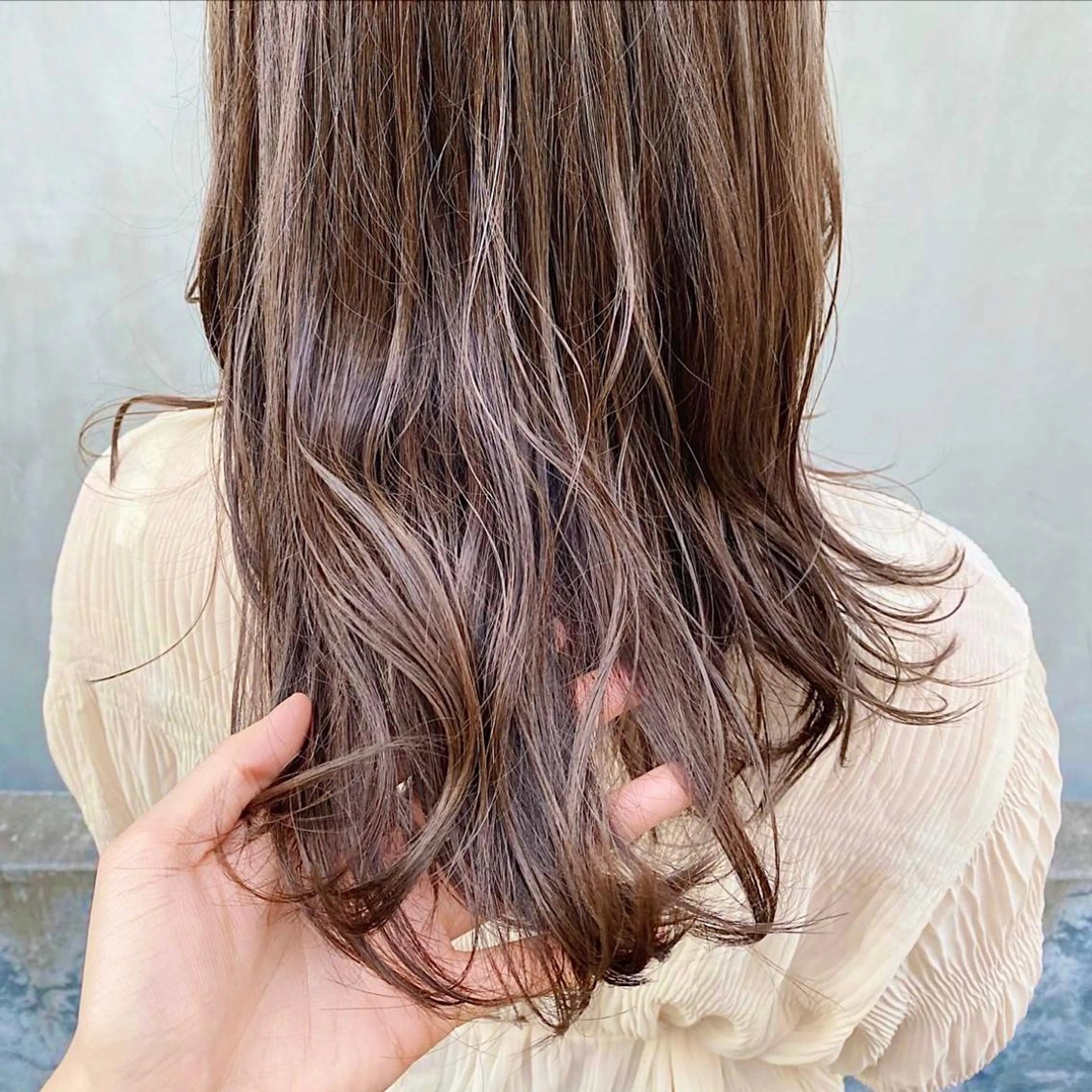 セミロング カラー パーマ ヘアアレンジ メンズ マツエク・マツパ ベージュカラー 透明感カラー ラベンダーカラー ラベンダーベージュ Uil所属・インナーカラー/ KANAのヘアスタイル
