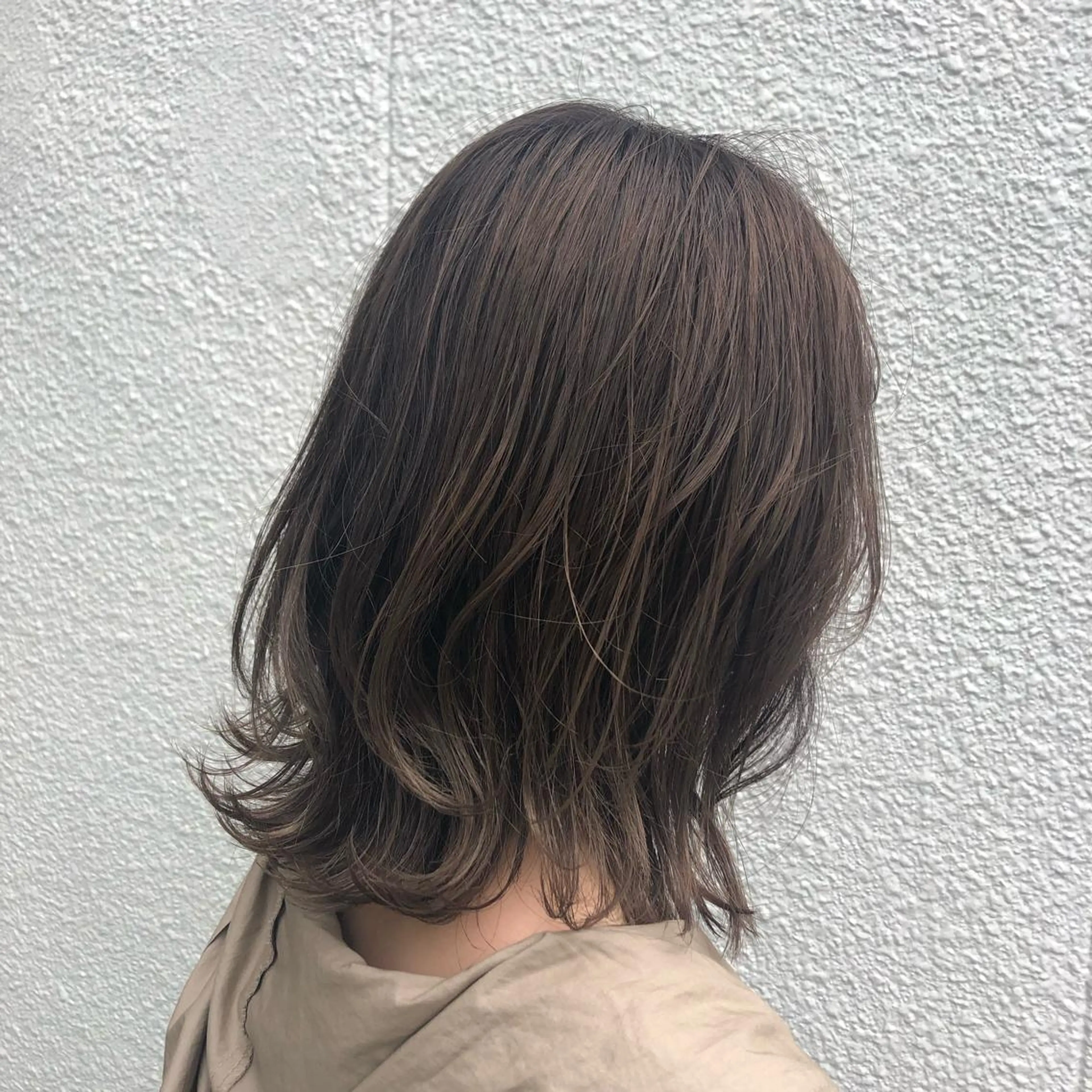 ミディアム カラー GLROW haruhiのヘアスタイル