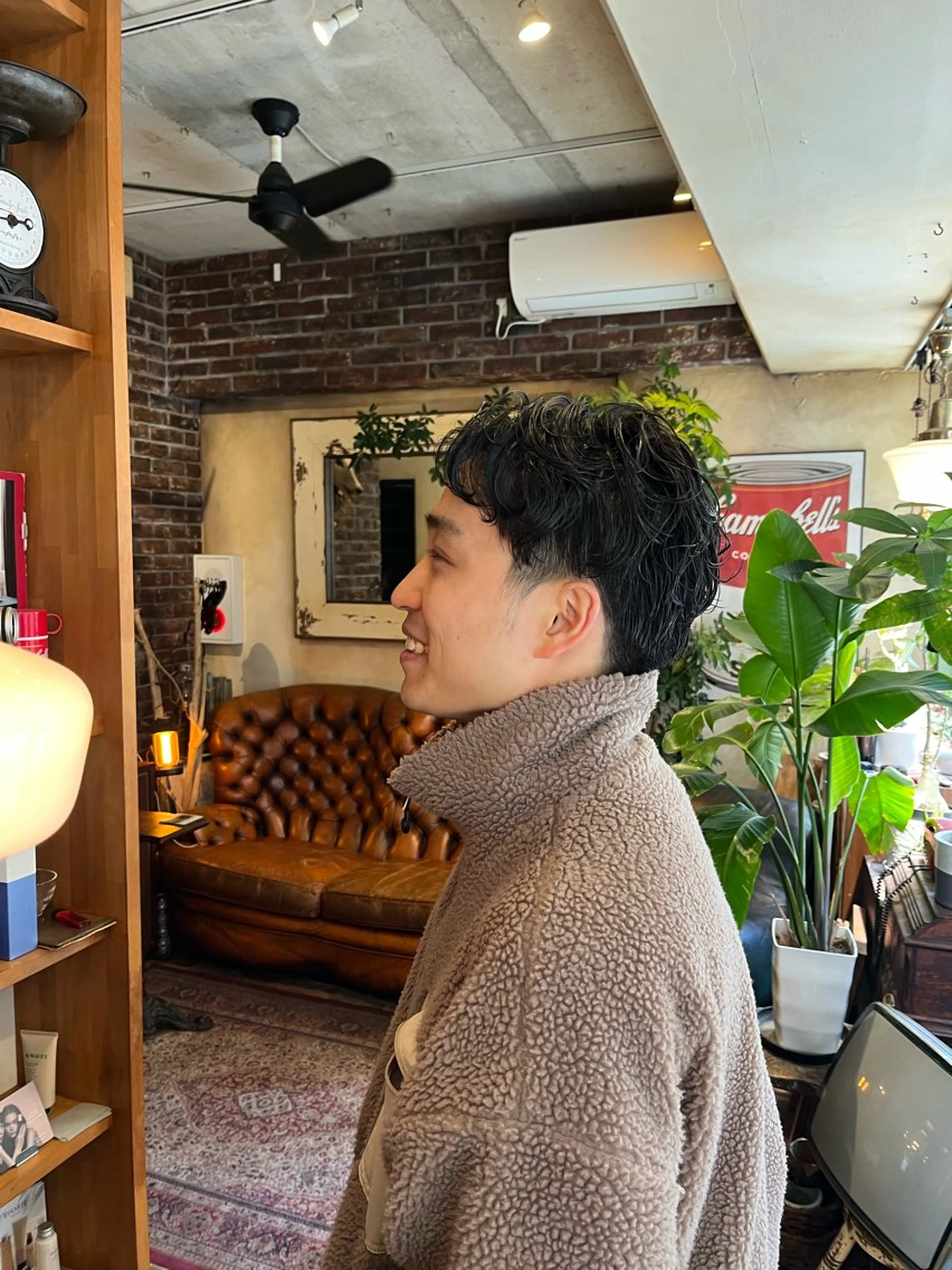 ショート パーマ メンズ メンズパーマ カット パーマ ヘッドスパ 抜け感パーマ/ 顔まわり/緒方椋のヘアスタイル