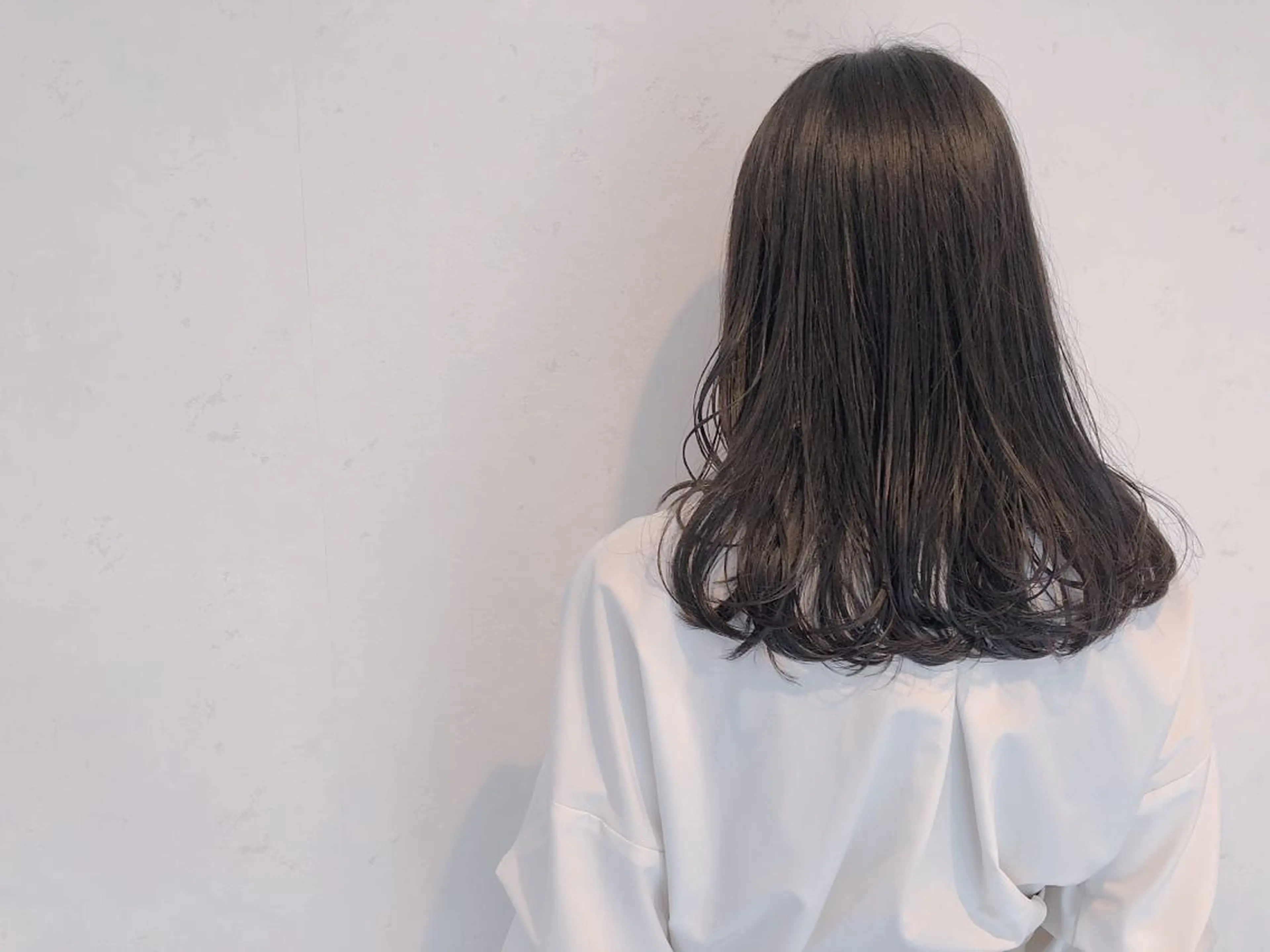 セミロング The book hand salon所属・伊藤 さやかのヘアスタイル