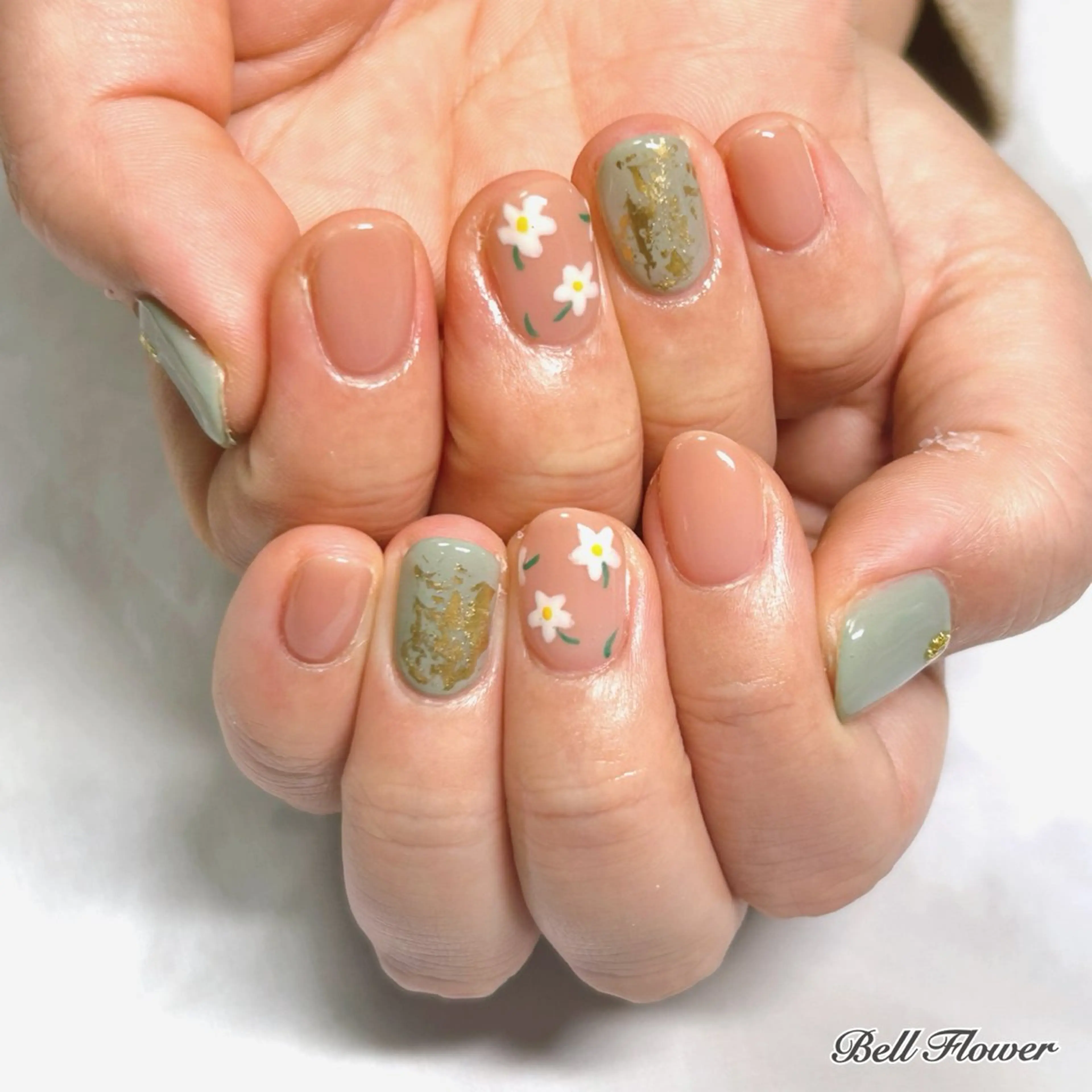 ネイル ハンドネイル Bell Flowerのネイルデザイン