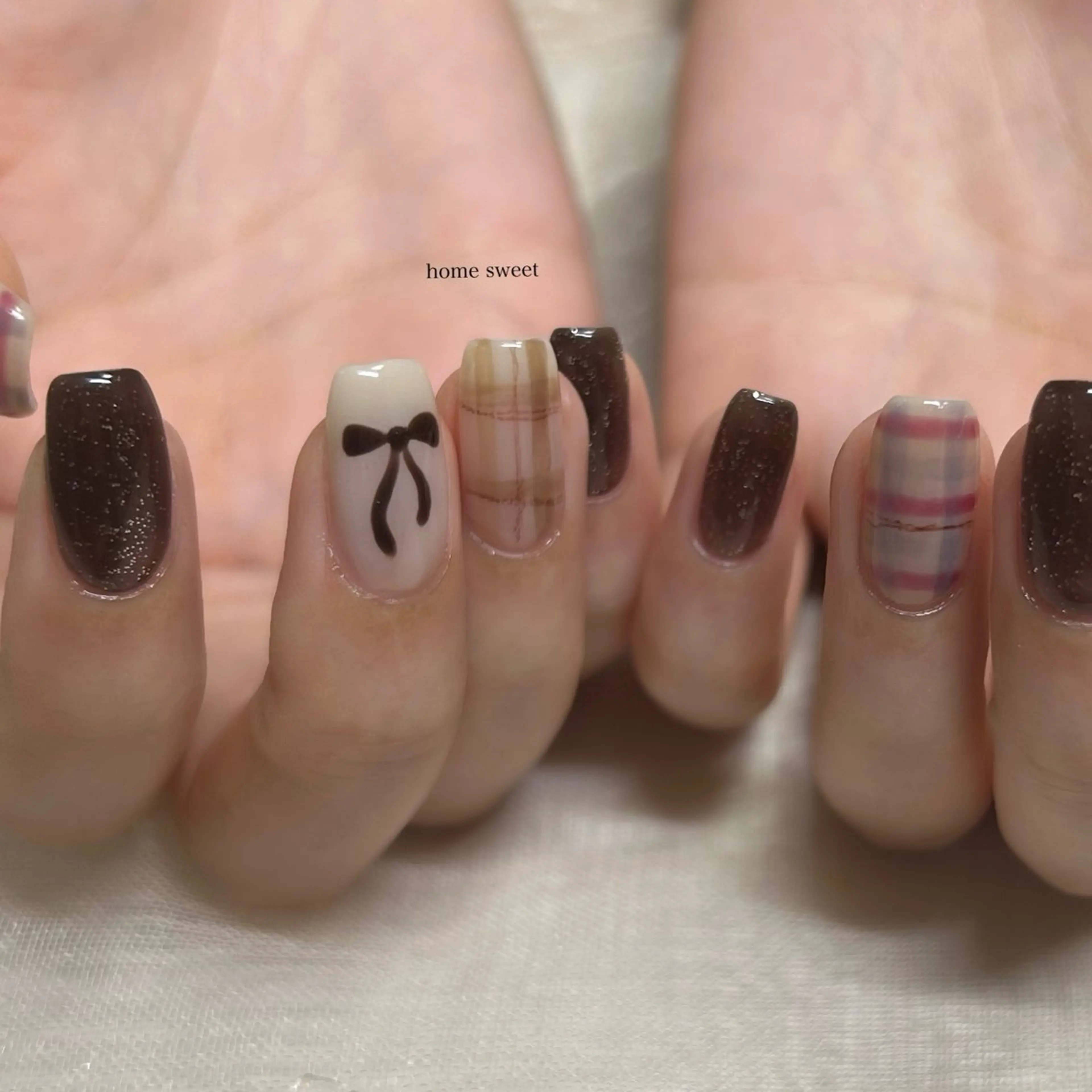 ネイル リボン ハンドネイル ショートネイル. Home sweetのネイルデザイン