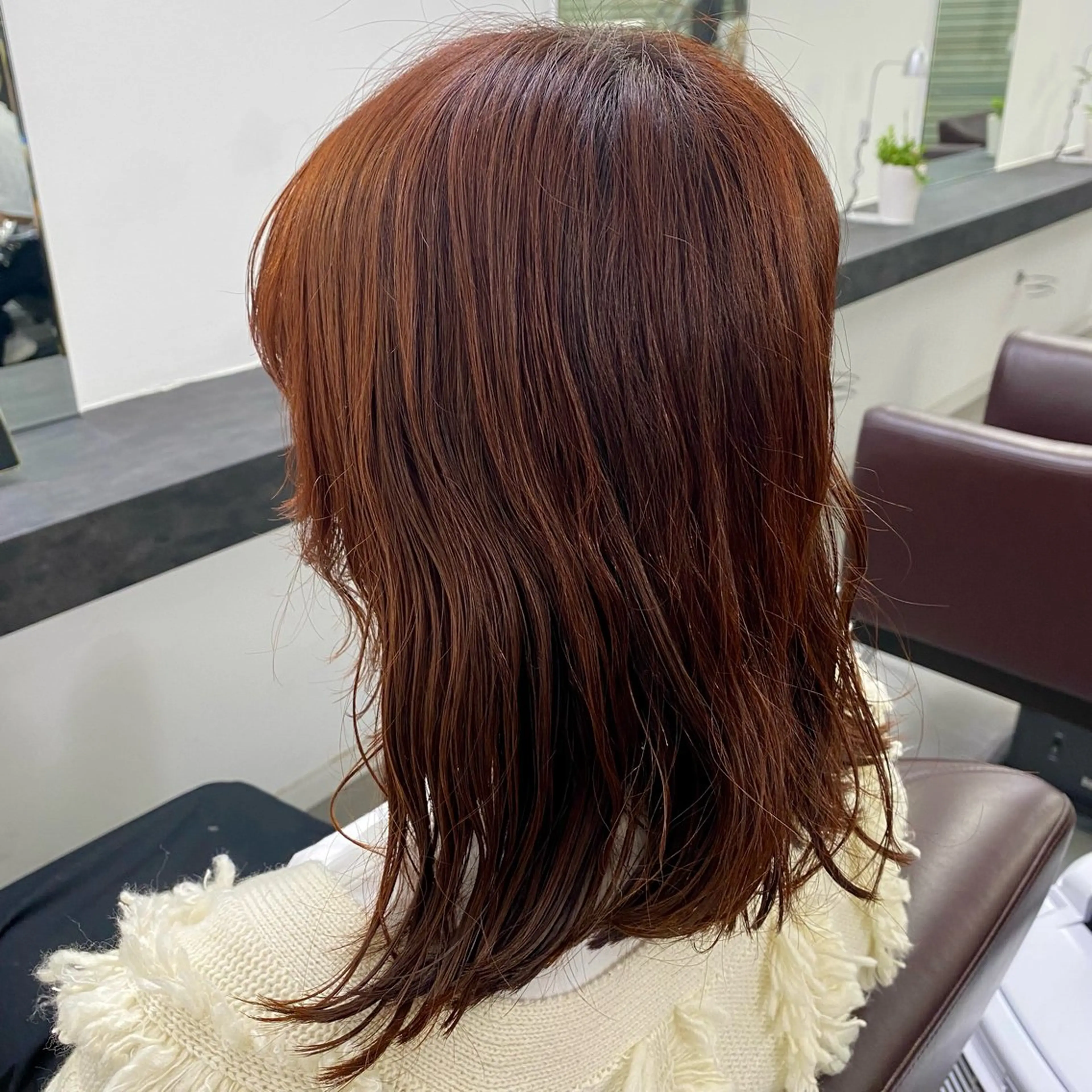 ミディアム カラー ブラウンカラー レッドカラー レッドブラウン レイヤーカット/艶髪 /髪質改善/のヘアスタイル