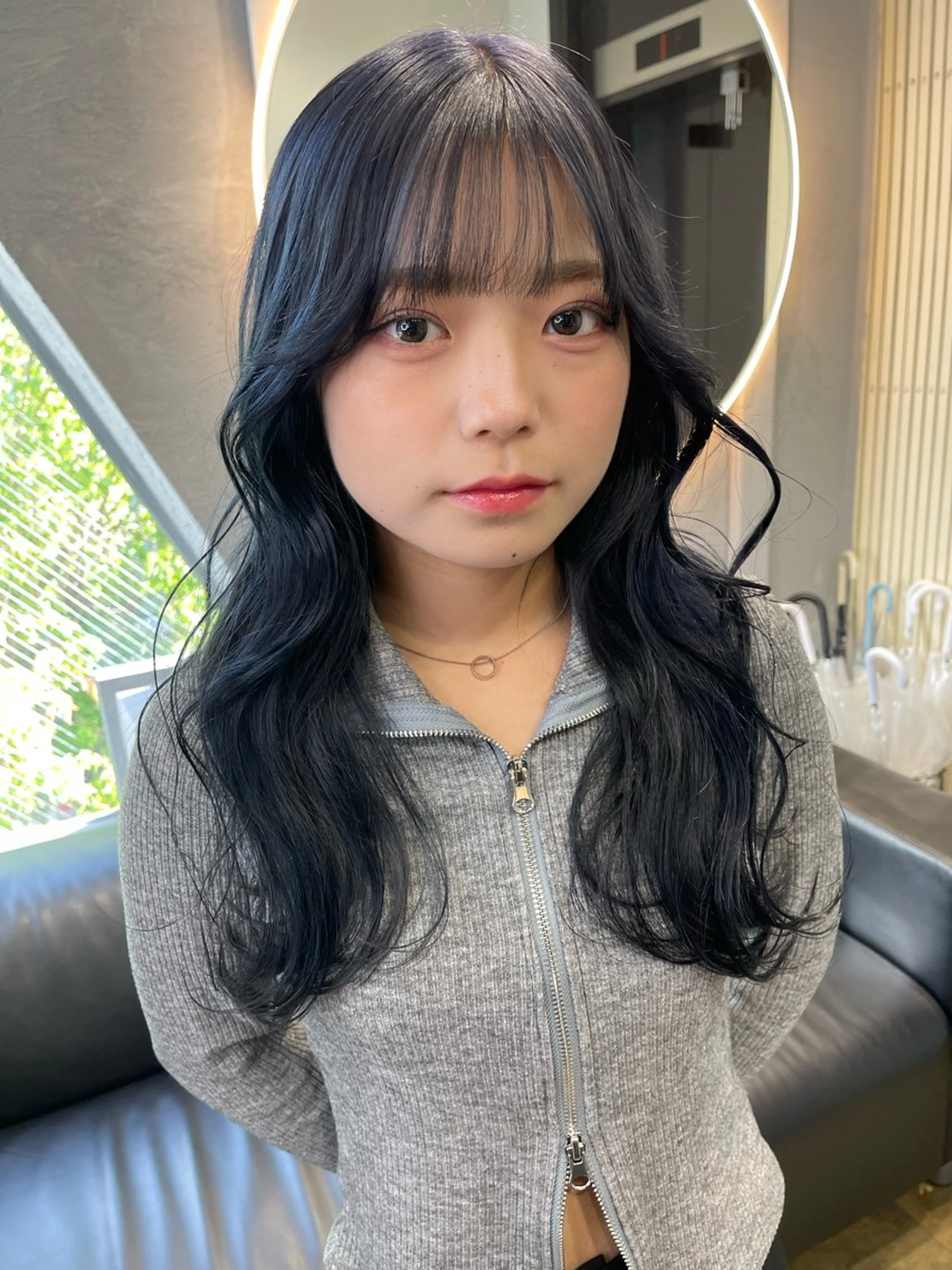 ロング カラー ブリーチ ケアブリーチ デザインカラー ダブルカラー イヤリングカラー ヘアカラー トリートメント 宮崎　達也 ブリーチ／レイヤーのヘアスタイル