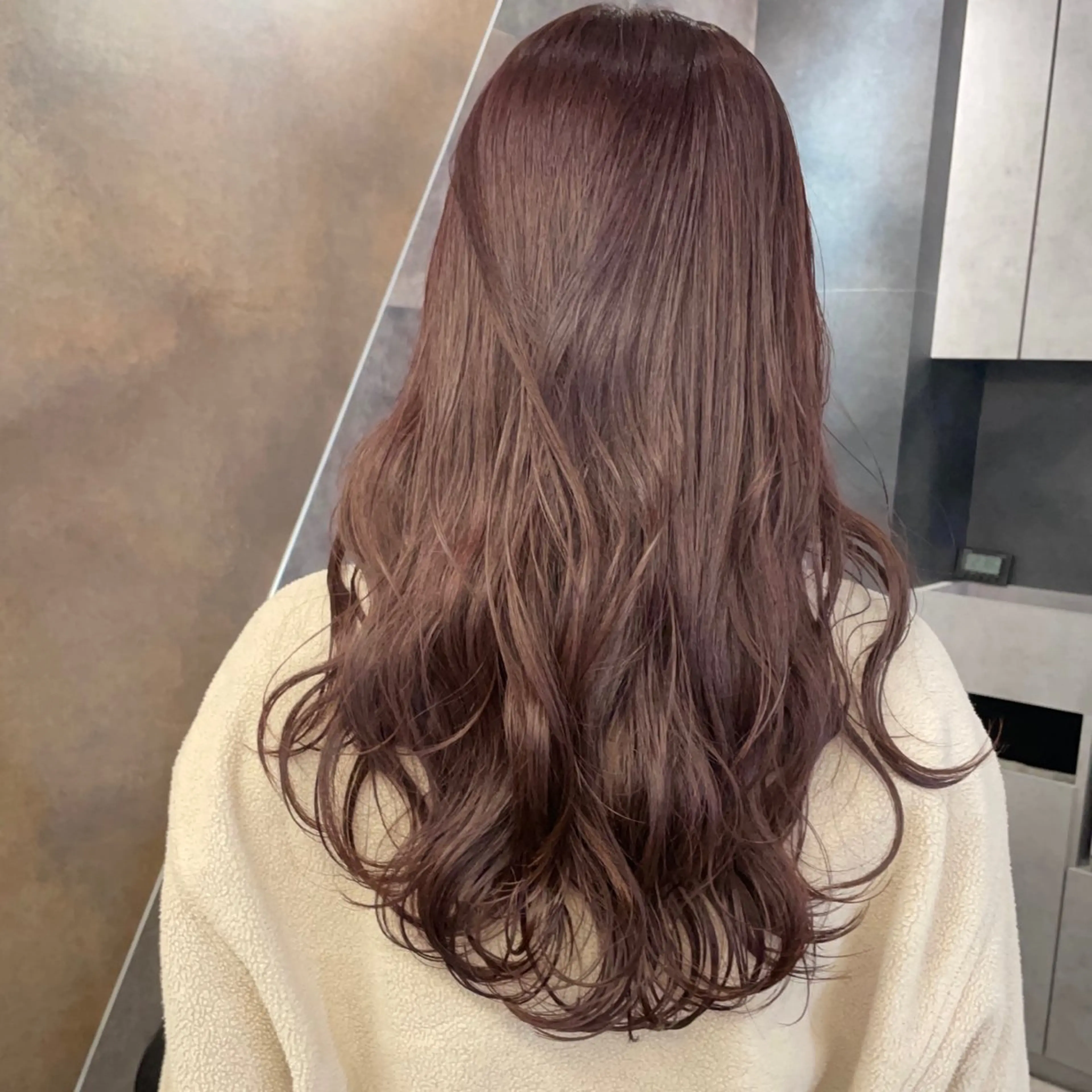 ロング カット ヘアカラー トリートメント 小濱 拓也のヘアスタイル