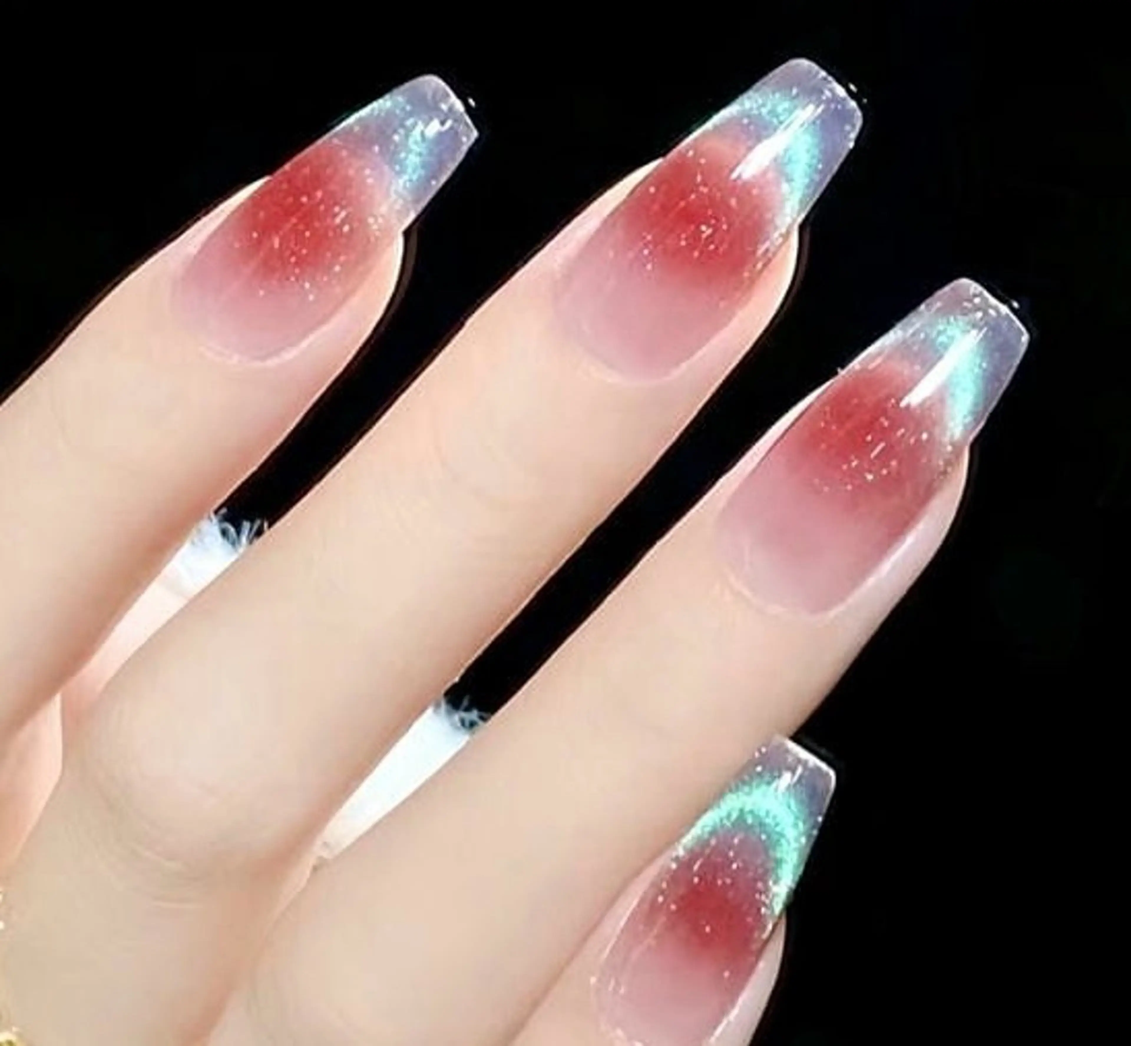 ネイル チークネイル 長さ出し フレンチネイル グラデーション キラキラネイル MEO NAIL(メオネイル)所属・MEO NAILのネイルデザイン