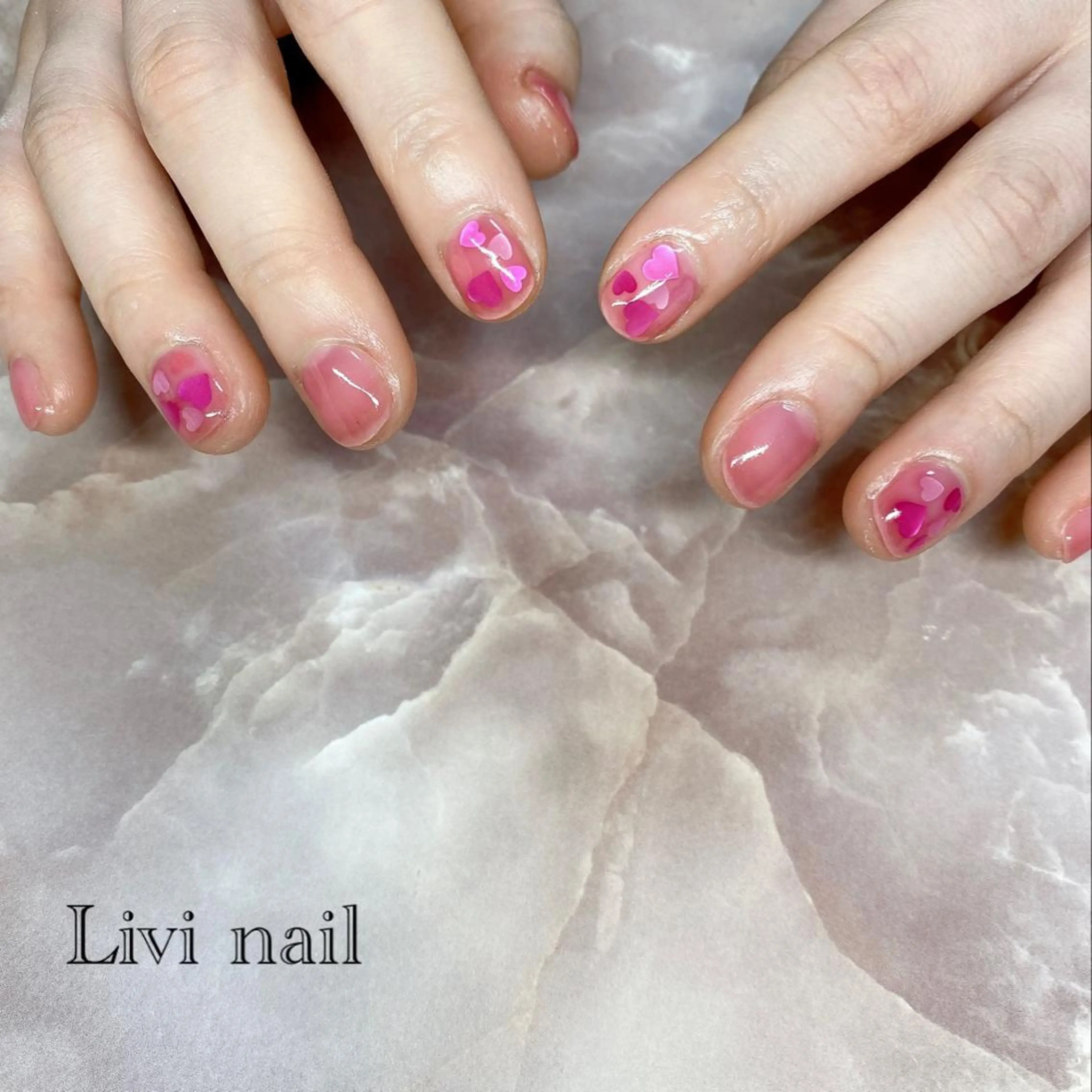 ネイル シンプルネイル nailsalon eplusのネイルデザイン