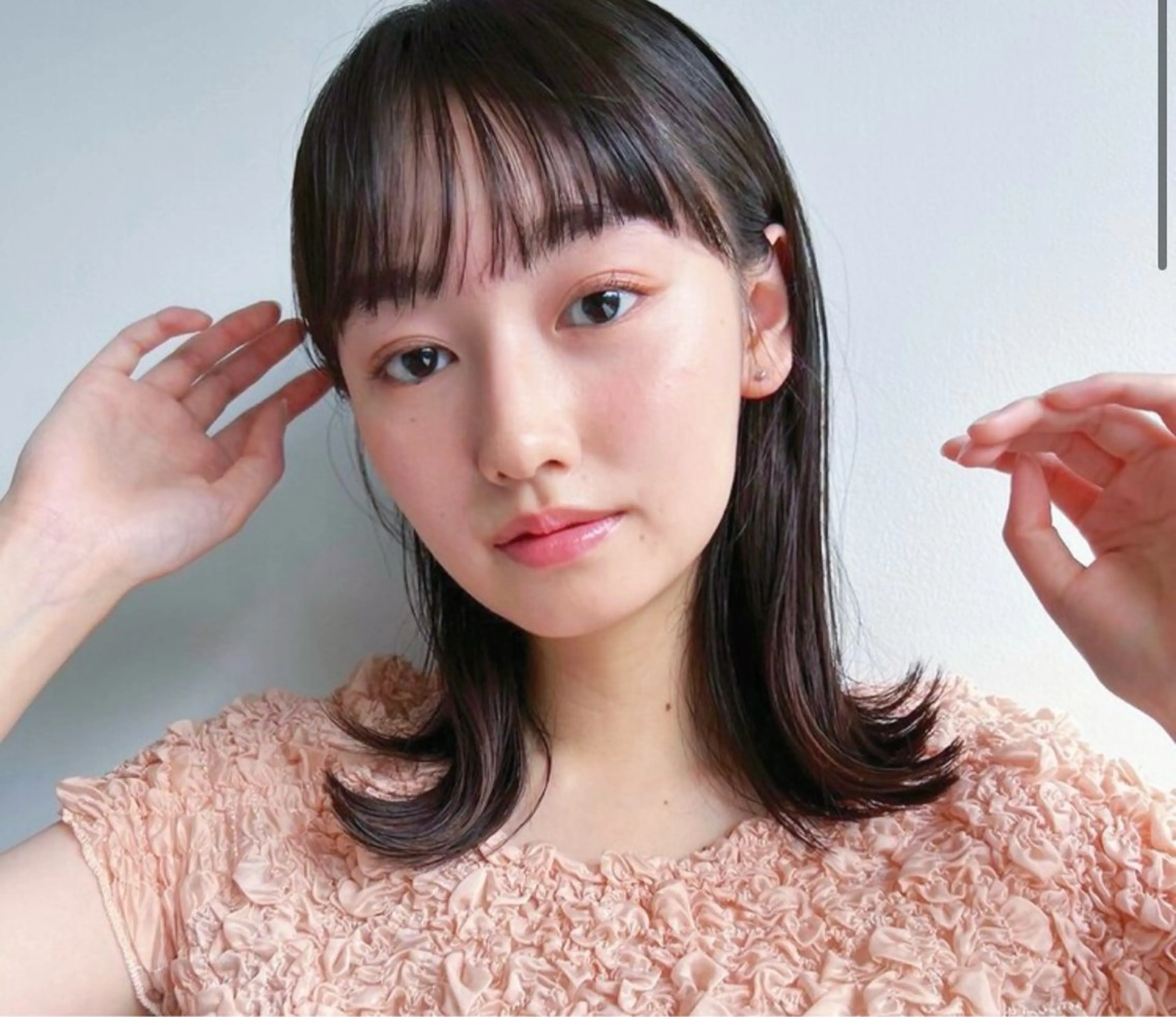 平日9時「火・金」限定🩷無料前髪カットモデルの写真