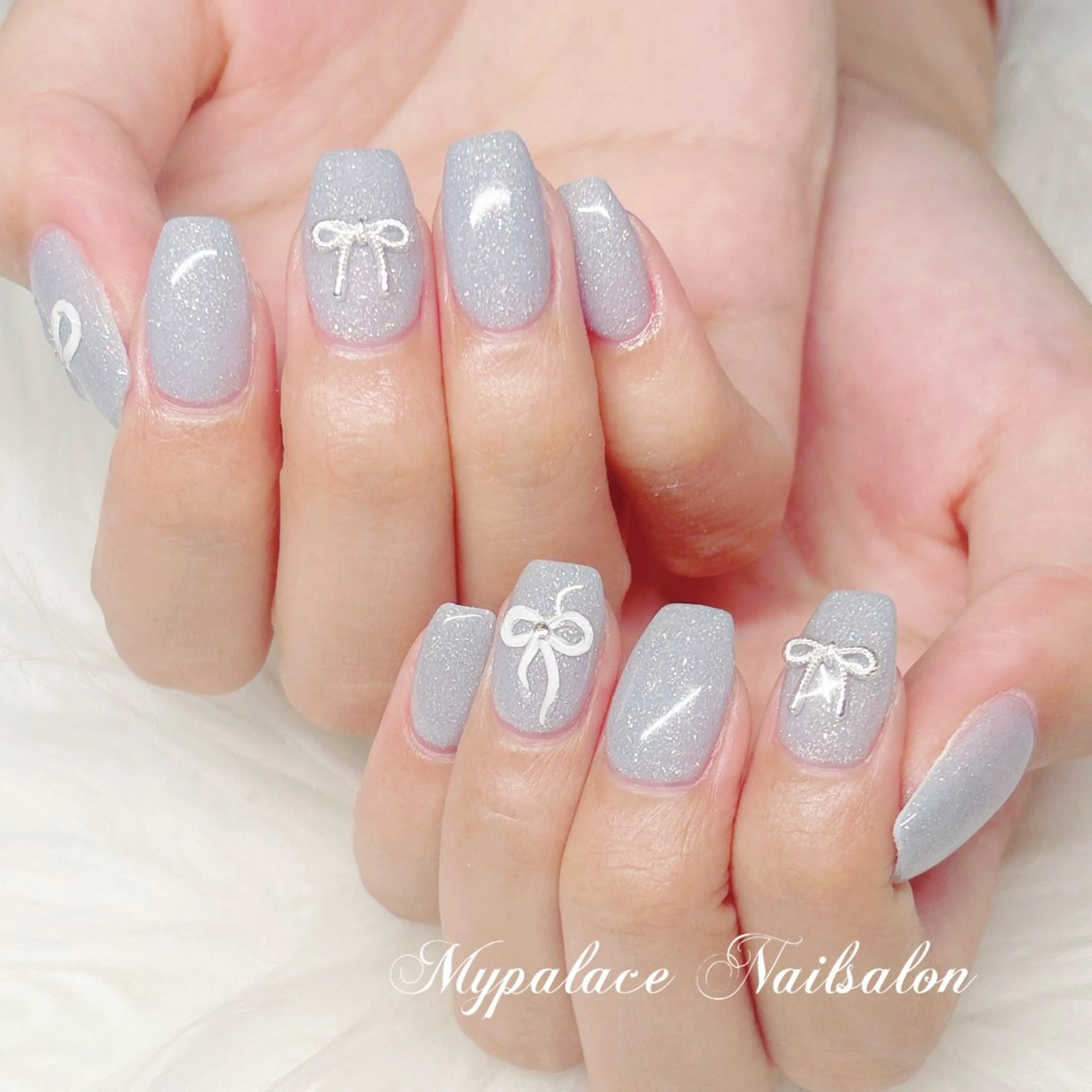 ネイル 水色 リボン 夏ネイル ハンドネイル Yuis Nailスカルプ専門のネイルデザイン