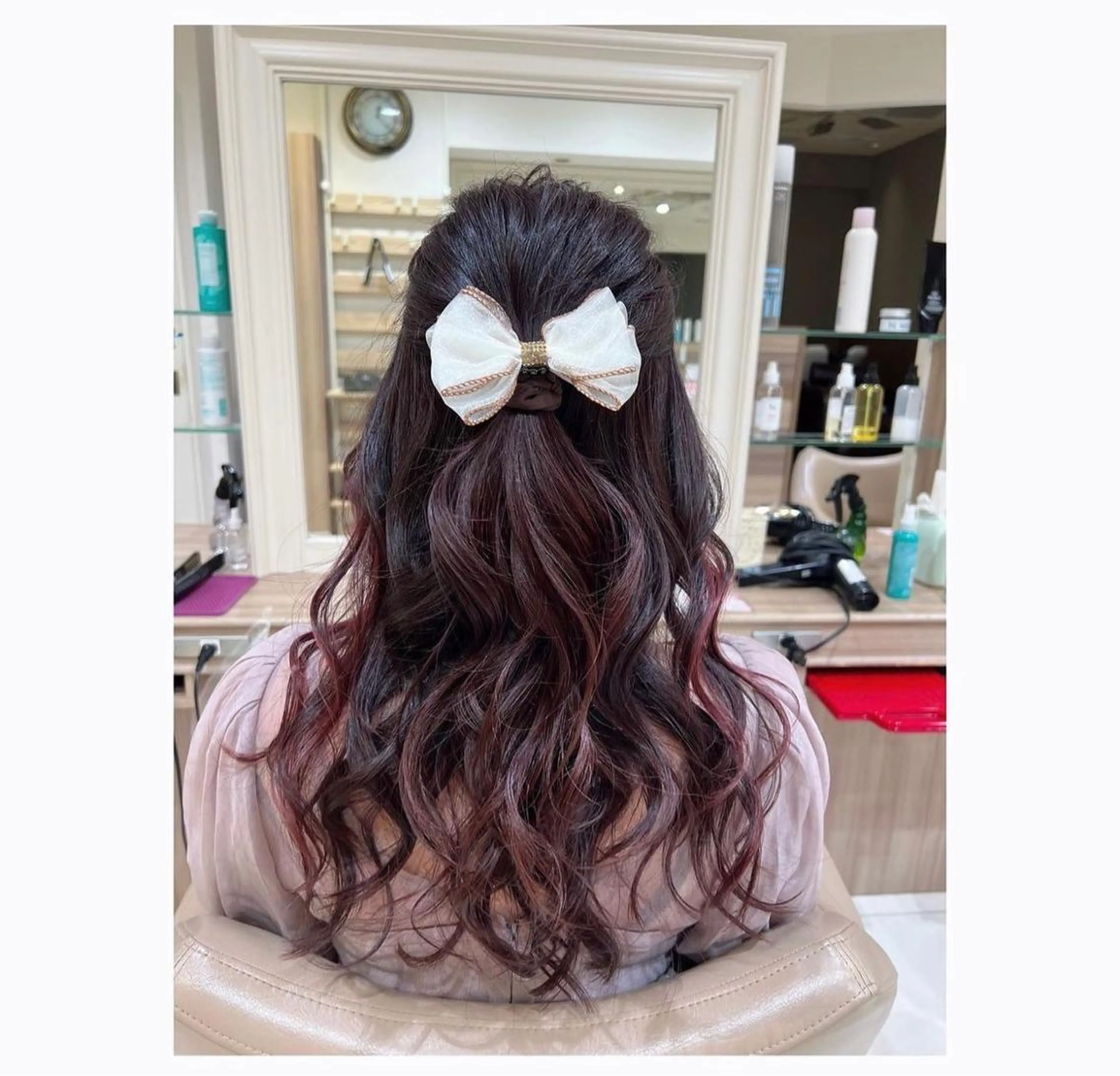 ロング カラー 下平 秀美のヘアスタイル