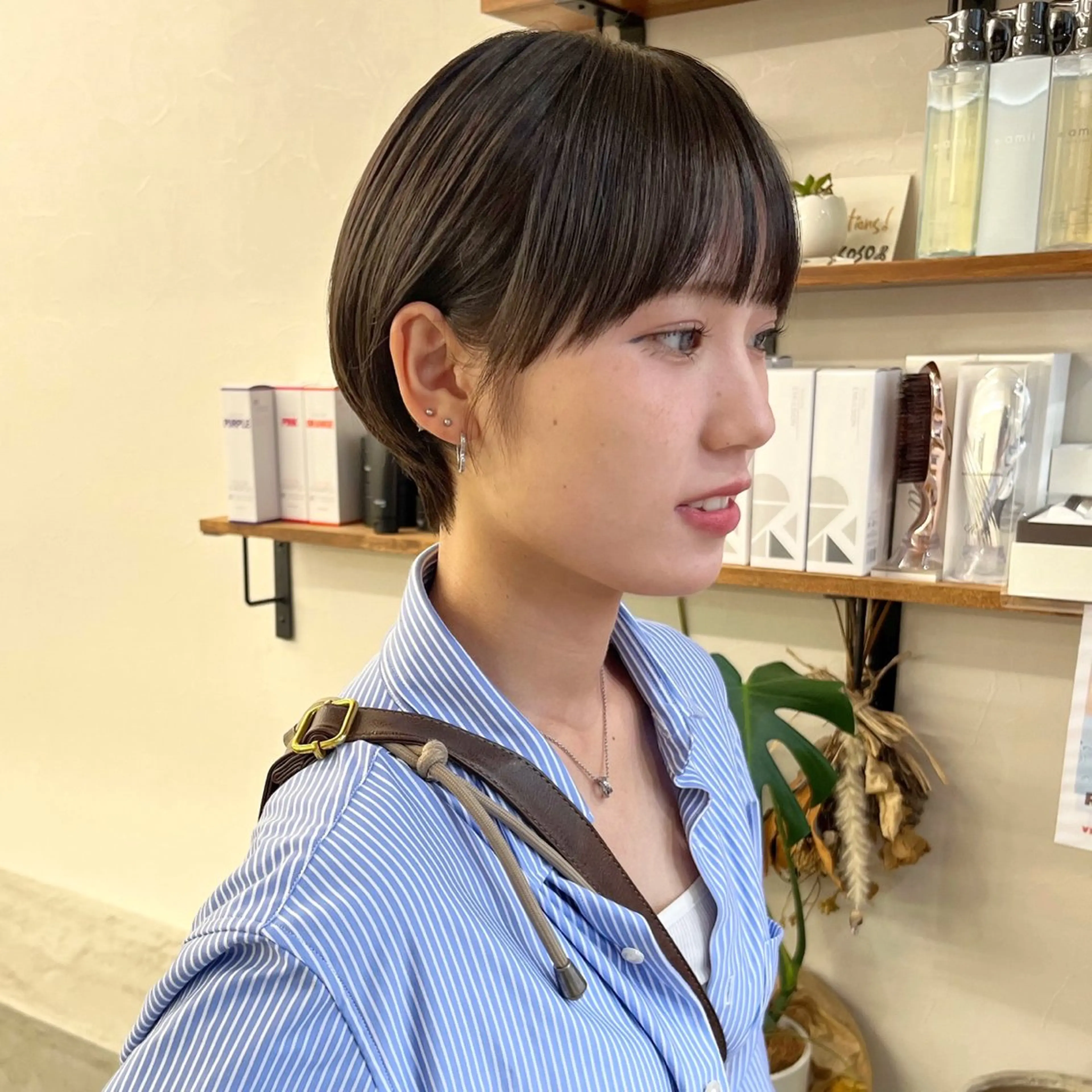 ショート 丸みショート ボブ レイヤーカット 似合わせカット ショートヘア カット トリートメント 朝がちょっと楽しくな るshort･bobのヘアスタイル