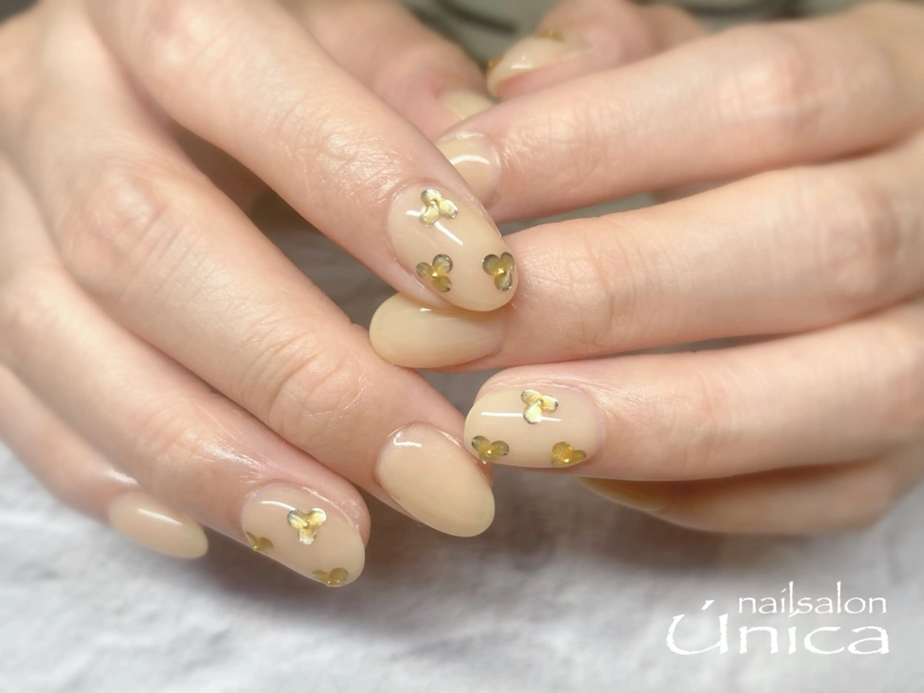 ネイル ハンドネイル nailsalon Única　ウニカのネイルデザイン