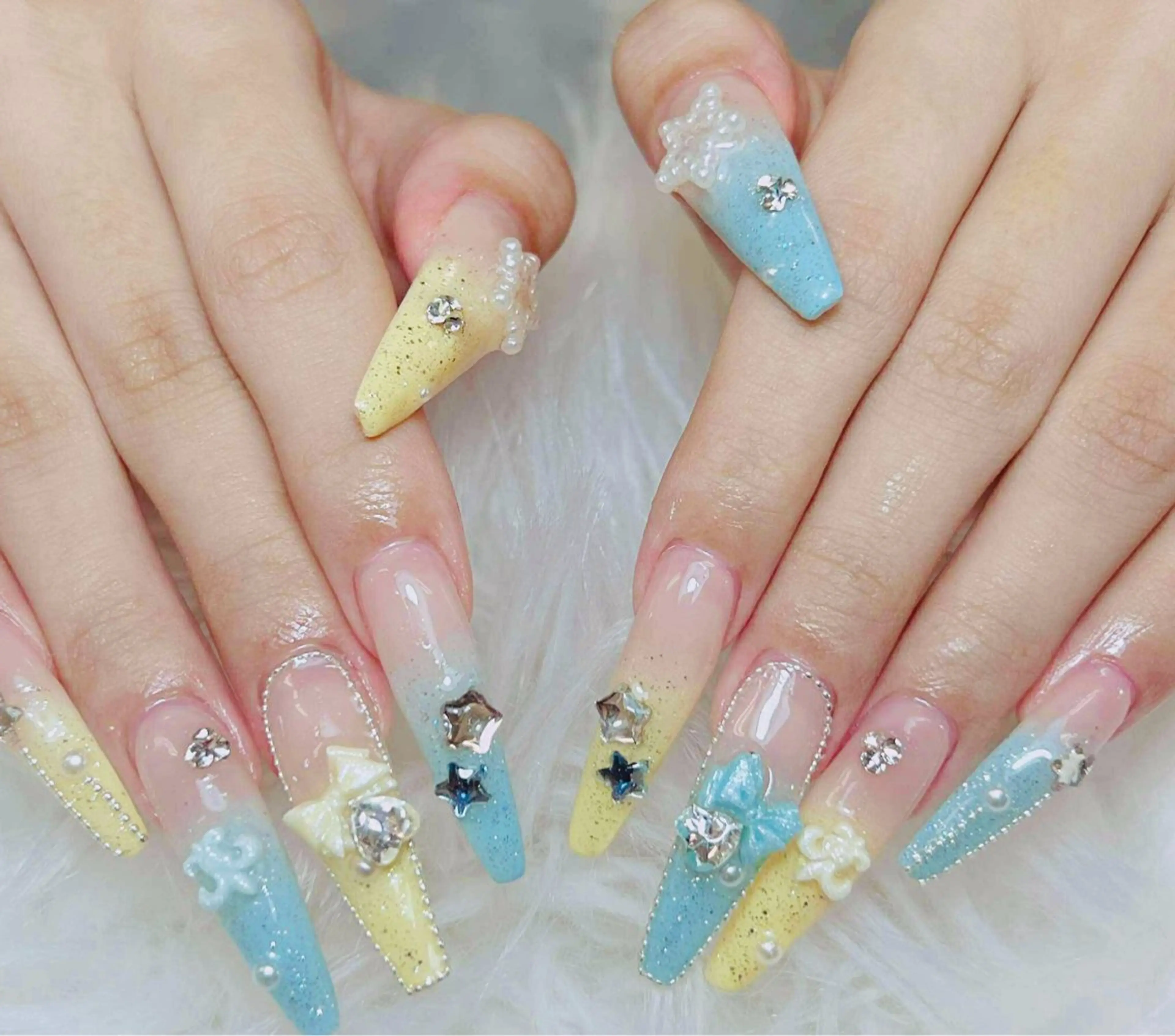ネイル チークネイル 長さ出し フットネイル マグネットネイル 持ち込み ハンドネイル ANH NAIL ゴテゴテ専門店💎のネイルデザイン