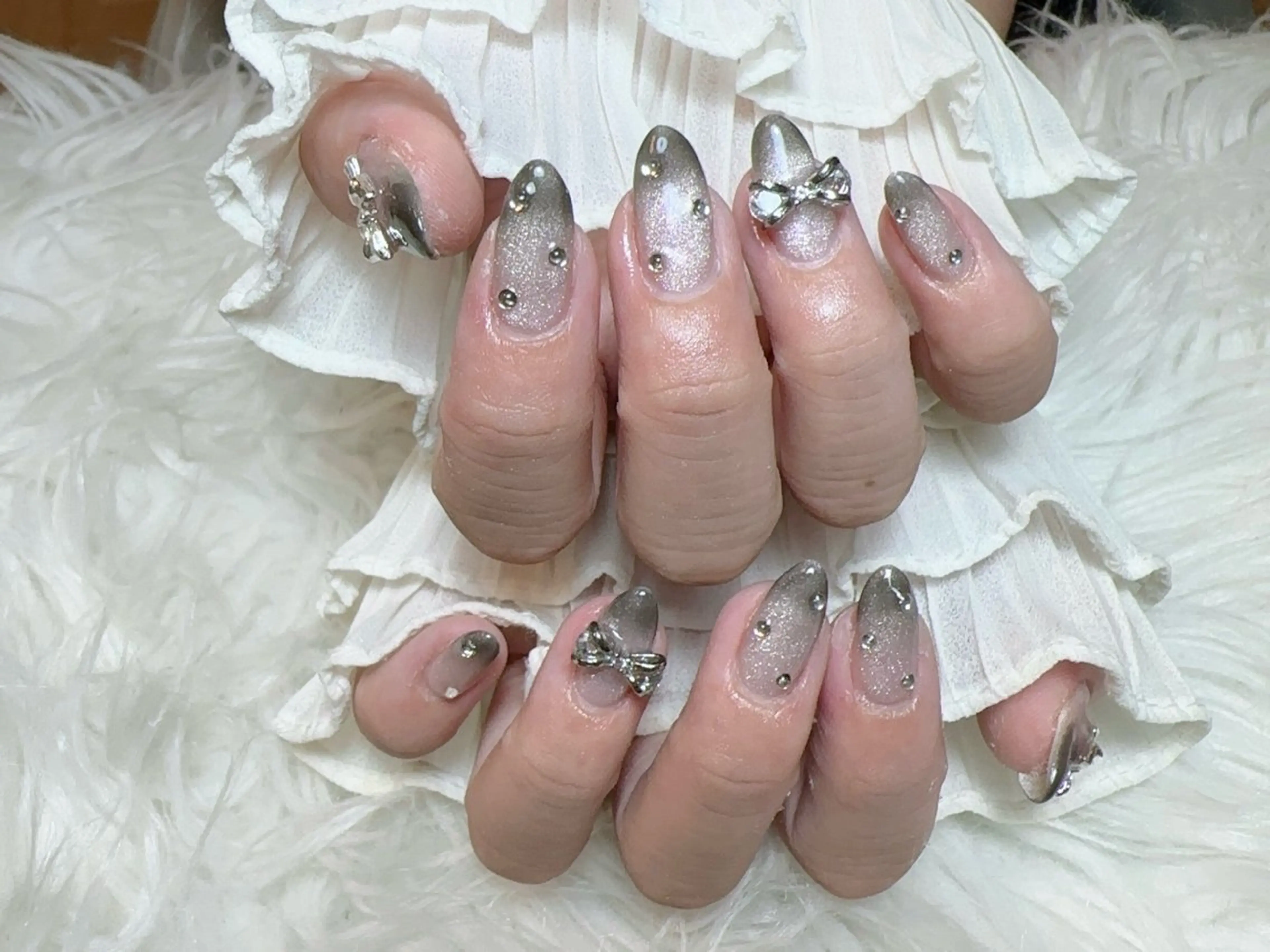 ネイル ハンドネイル ☁️Yun nail KiKi☁️のネイルデザイン