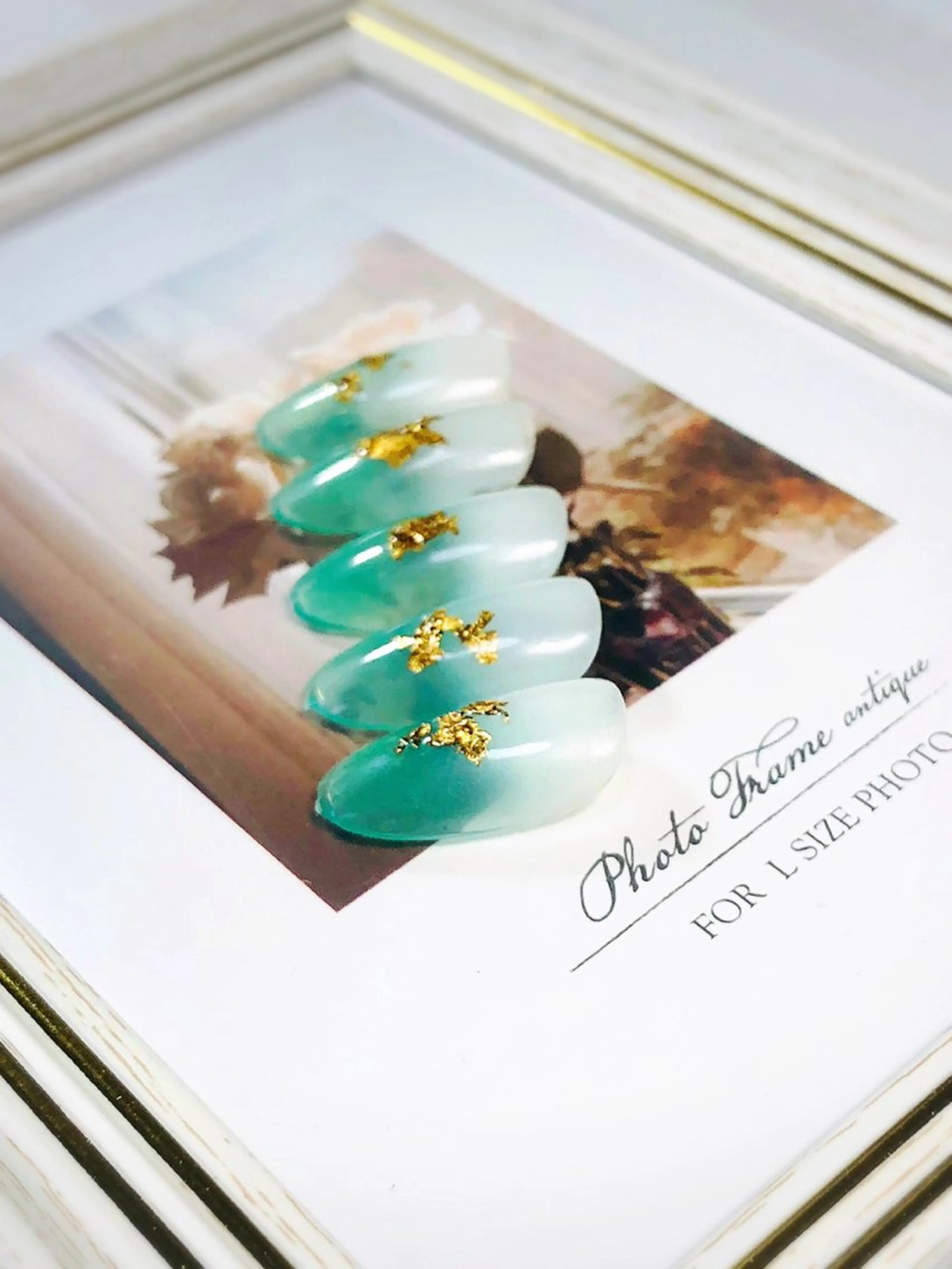ネイル グリーン ホワイト M&Y nailsalonのネイルデザイン