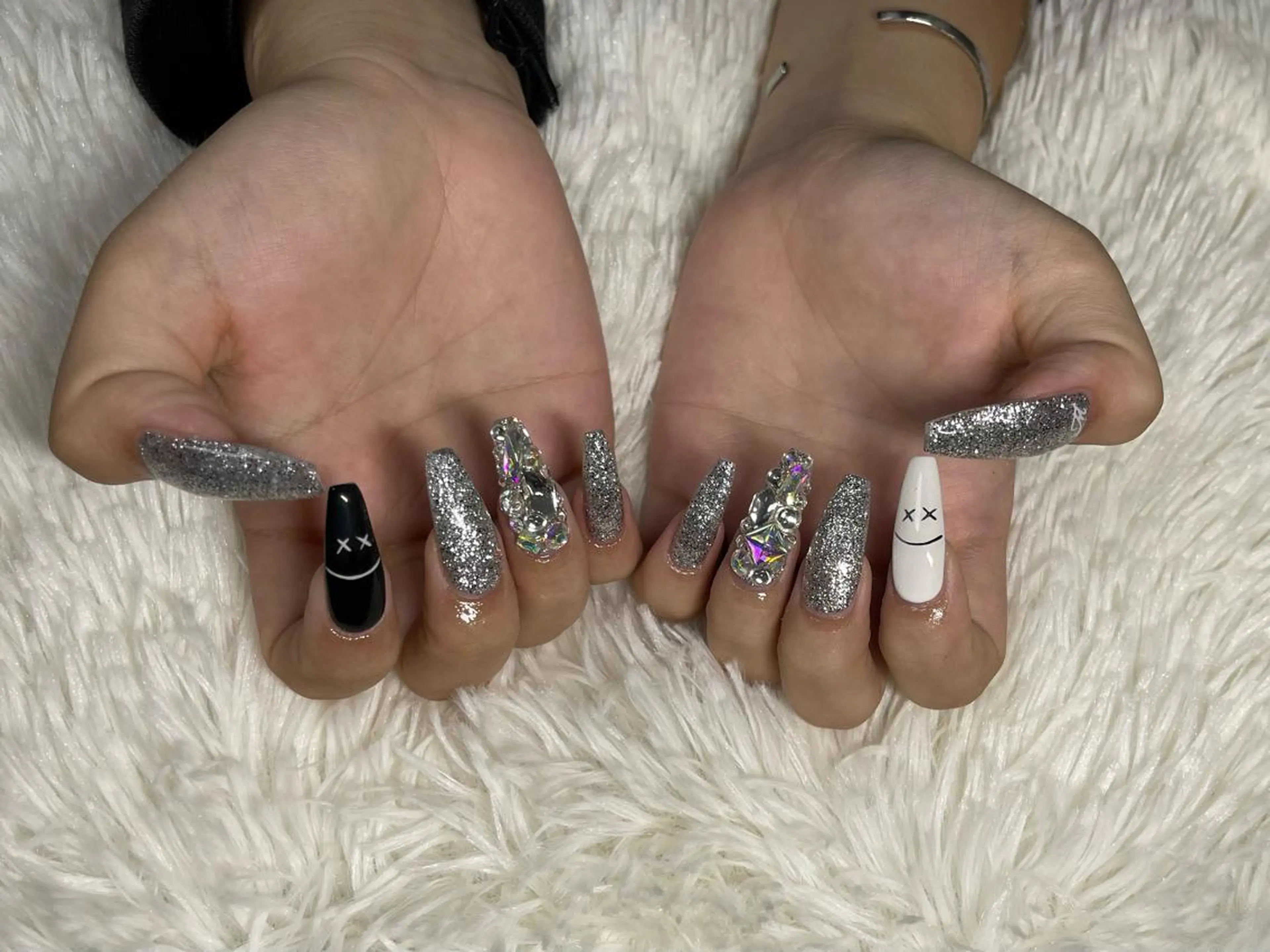 ネイル ハンドネイル R’s nailのエステ・リラクイメージ