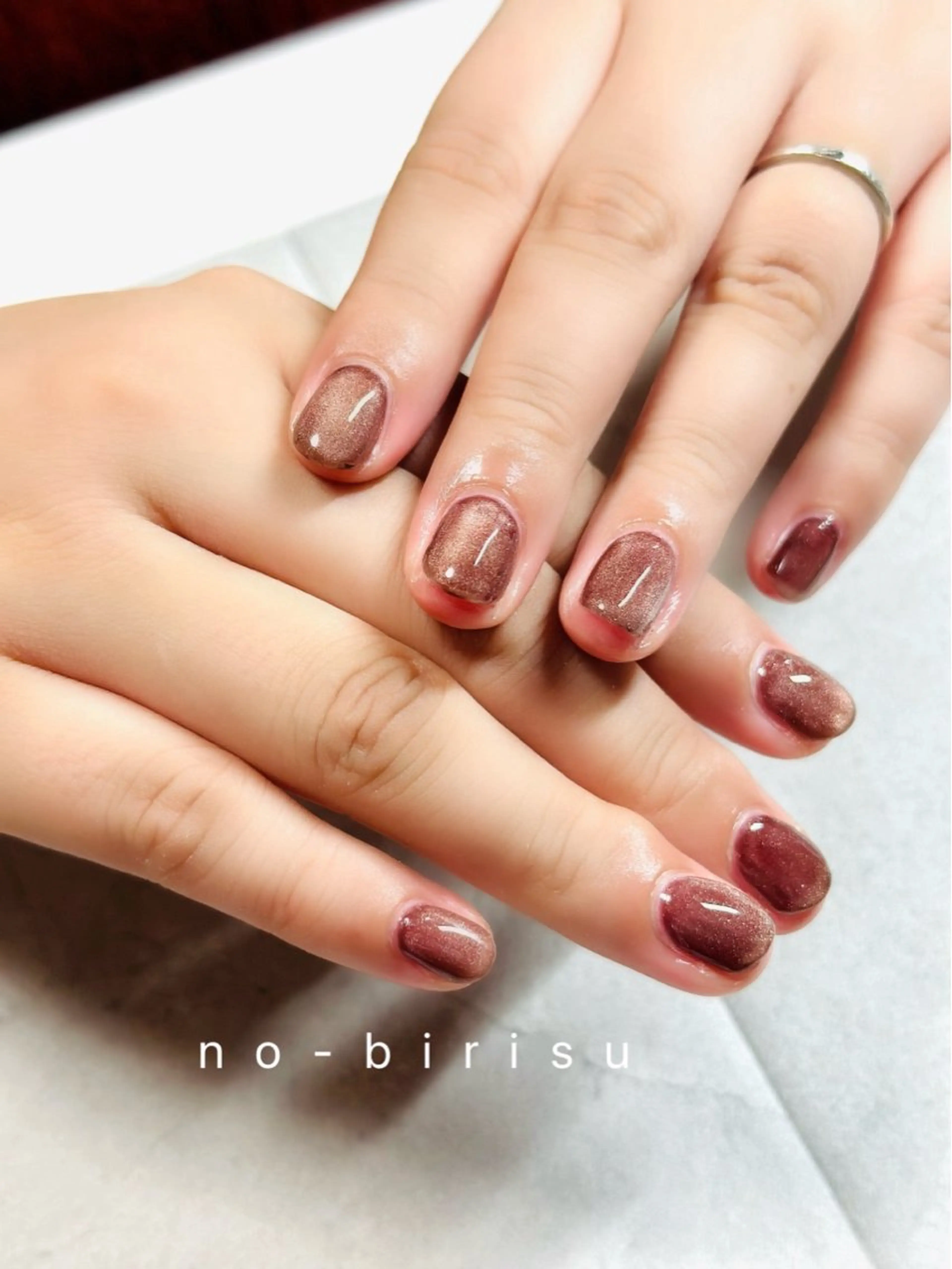 ネイル マグネットネイル ハンドネイル no-birisu nailのネイルデザイン
