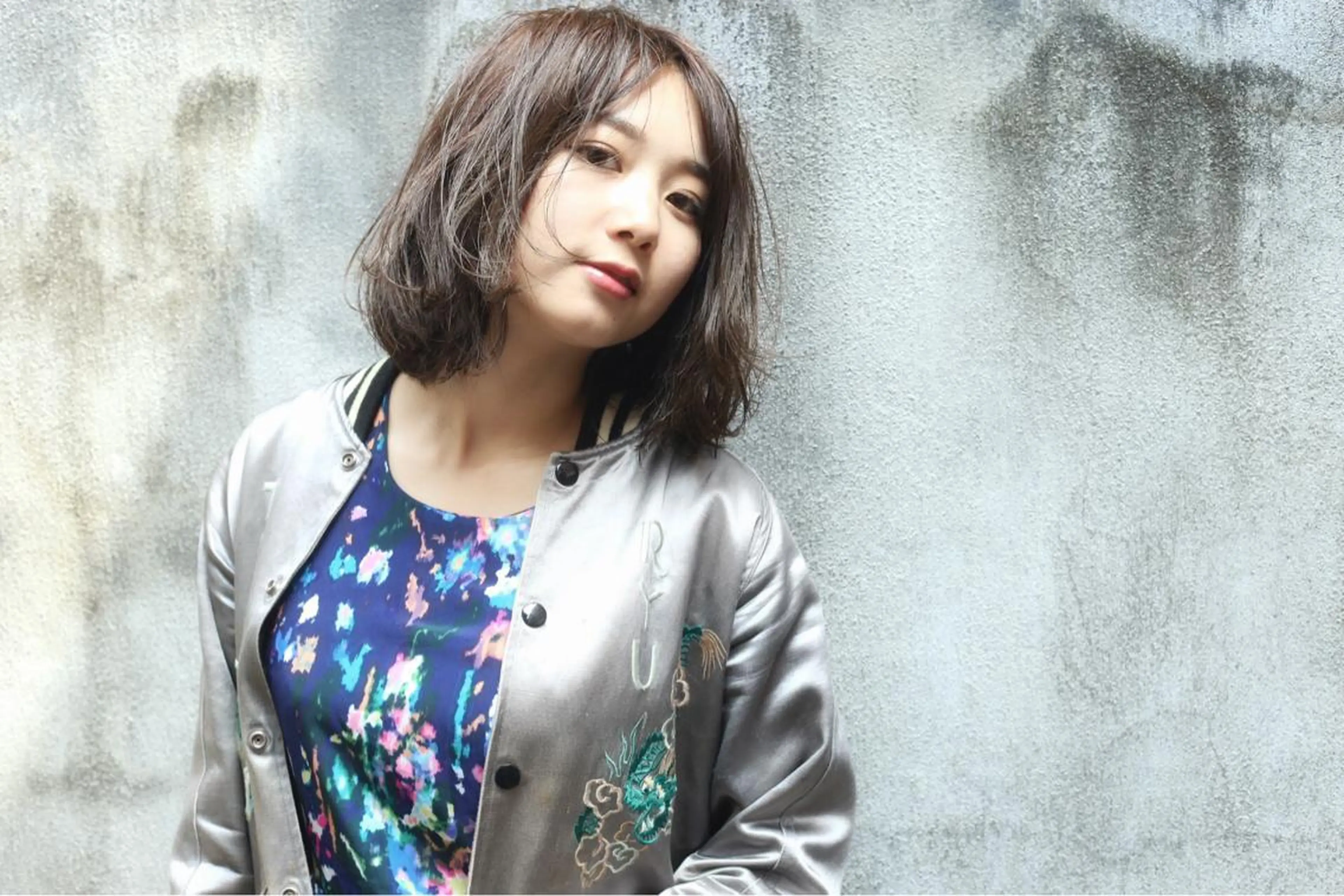 ミディアム カラー 透明感カラー カット ヘアカラー トリートメント vato マンツーマンサロンのヘアスタイル