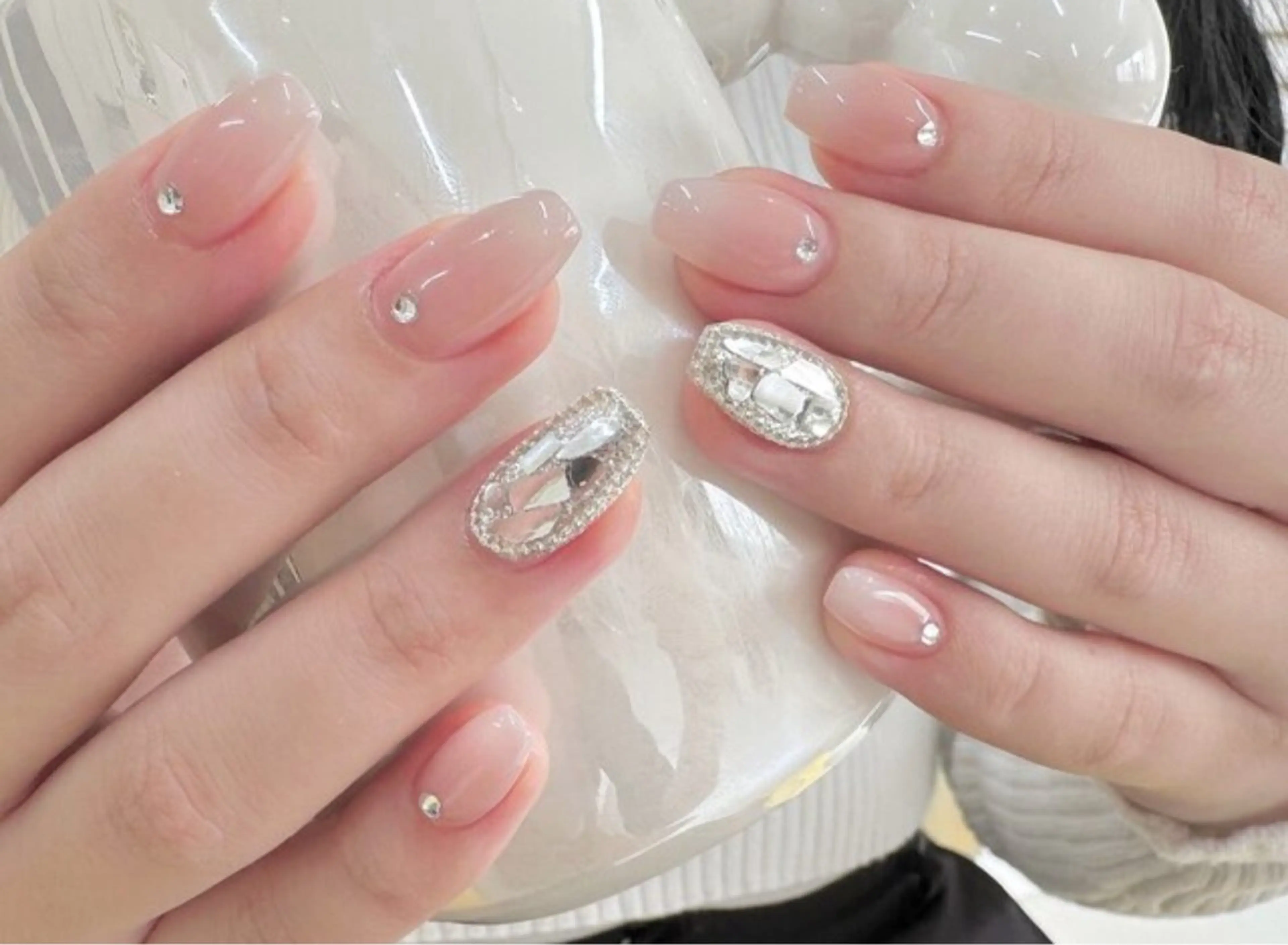 ネイル LE REVE Hinaのネイルデザイン