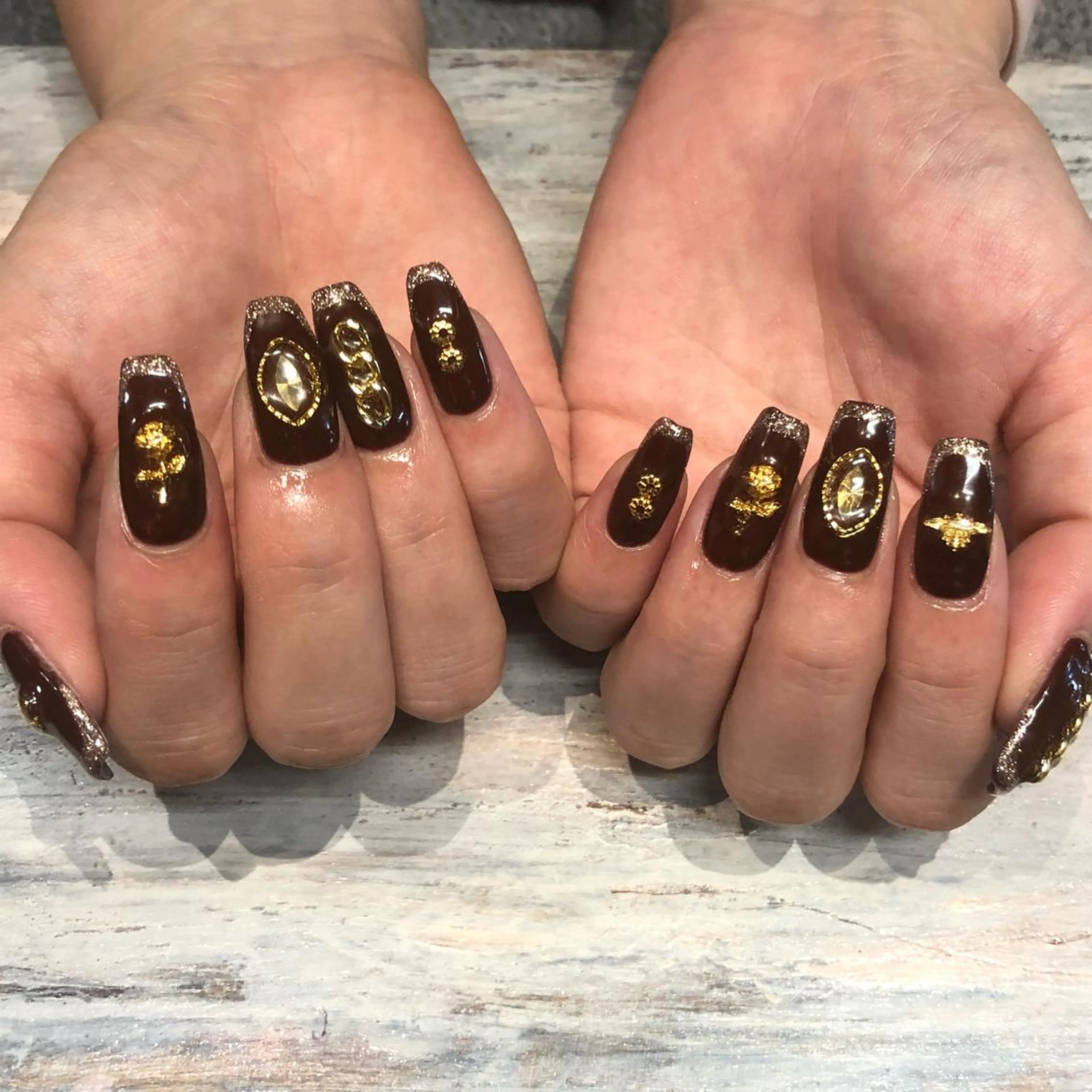 ネイル crestnail所属・小林 束紗のネイルデザイン