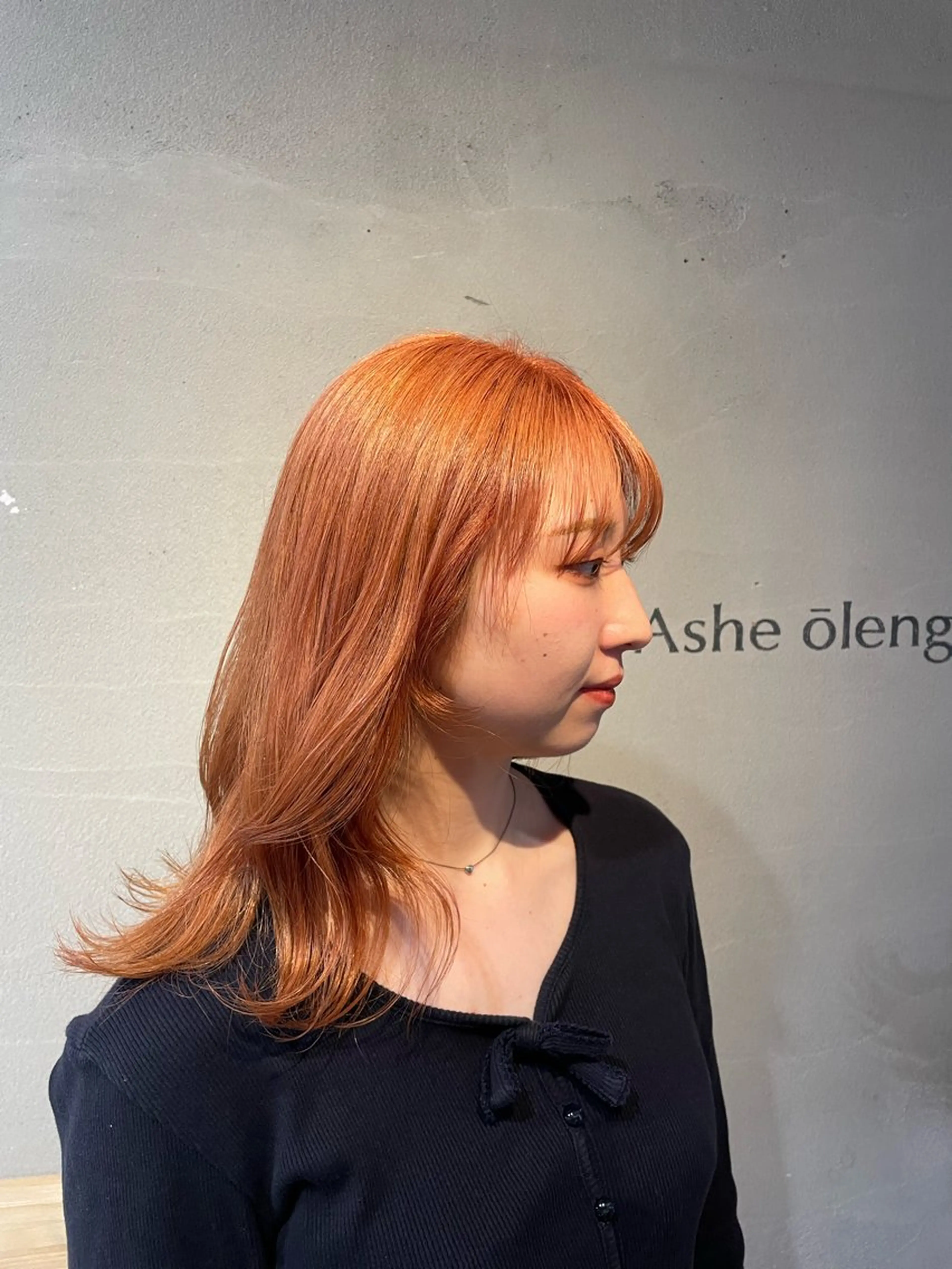ミディアム カラー ブリーチ オレンジ Ashe　oleng所属・オモヤ ウタノのヘアスタイル