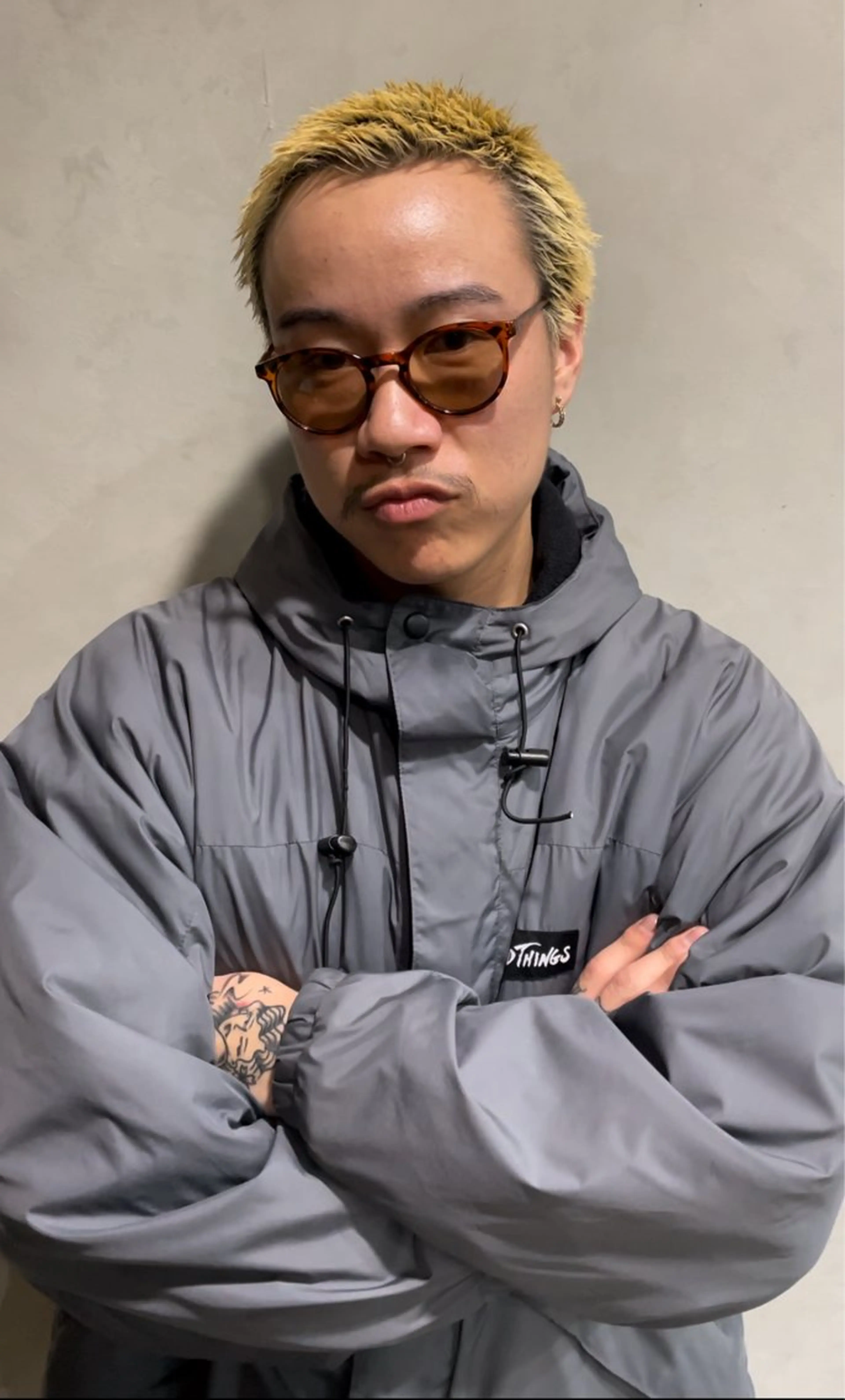 カット+フルブリーチカラーの写真