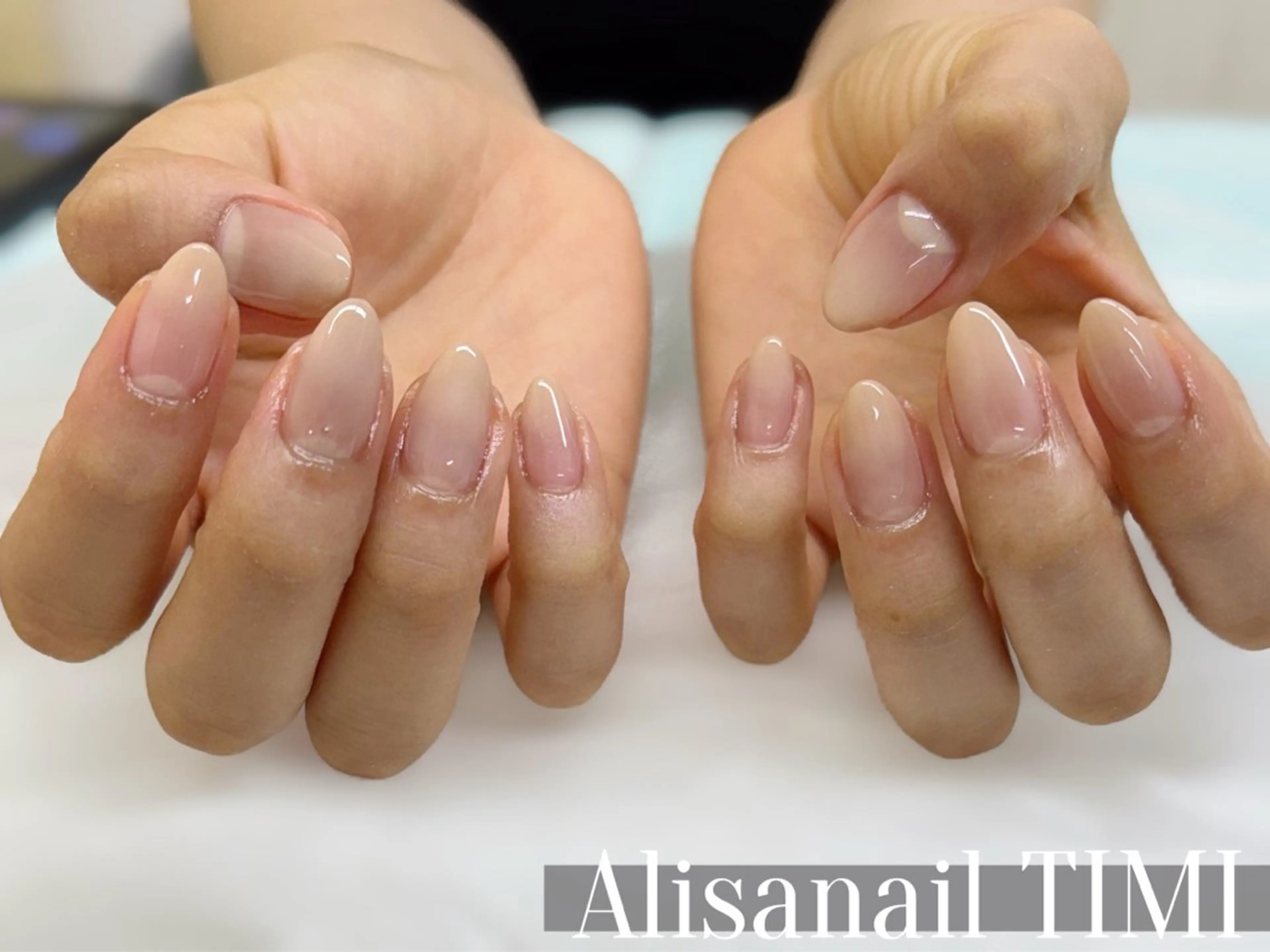 ネイル ワンカラーネイル ハンドネイル Alisa nail Timiのネイルデザイン