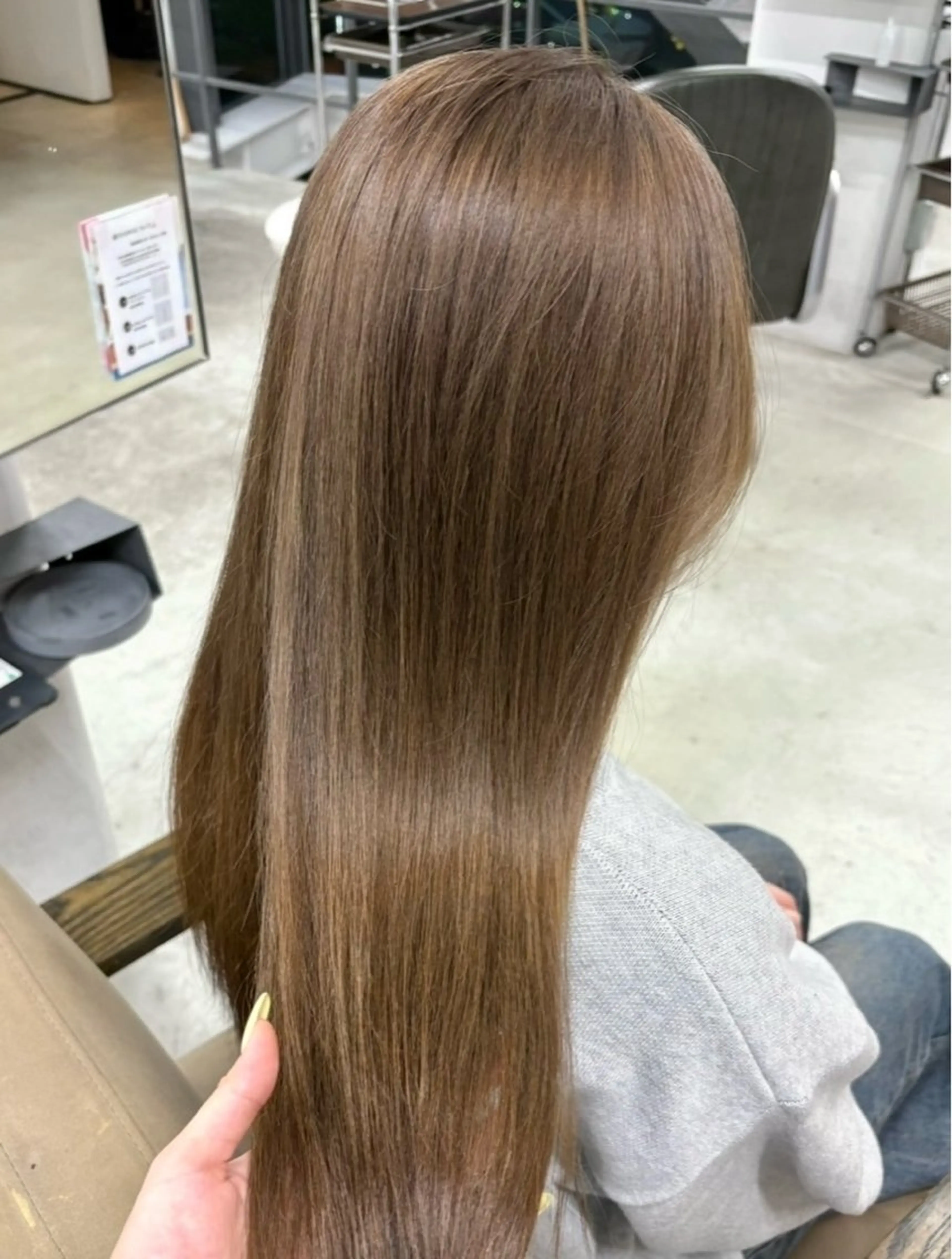 ロング カット ヘアカラー トリートメント 山口 モエのヘアスタイル