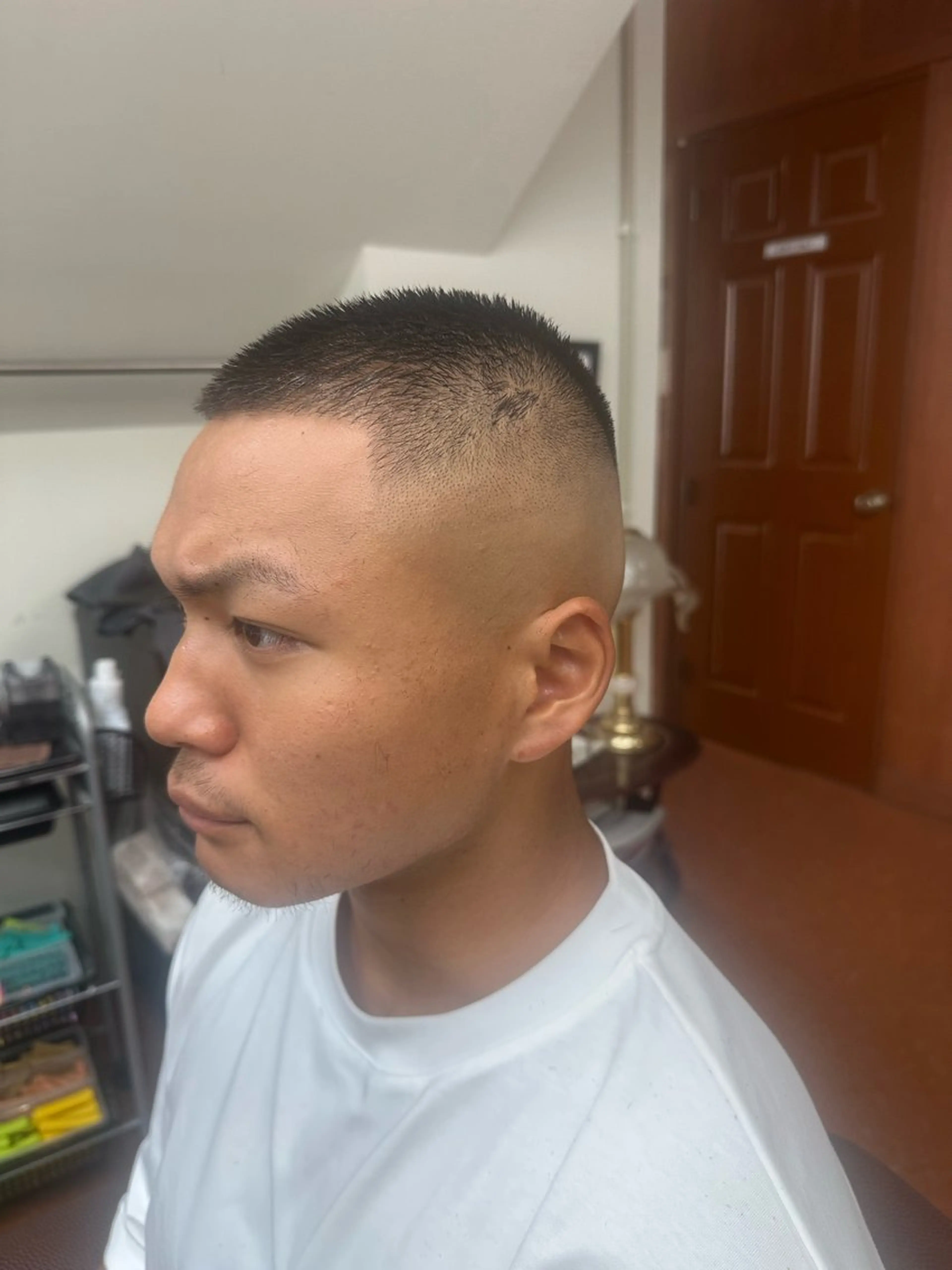 メンズ フェードカット カット FADE&LINE三軒茶屋所属・稲垣隆史 スパイキー／フェードのヘアスタイル
