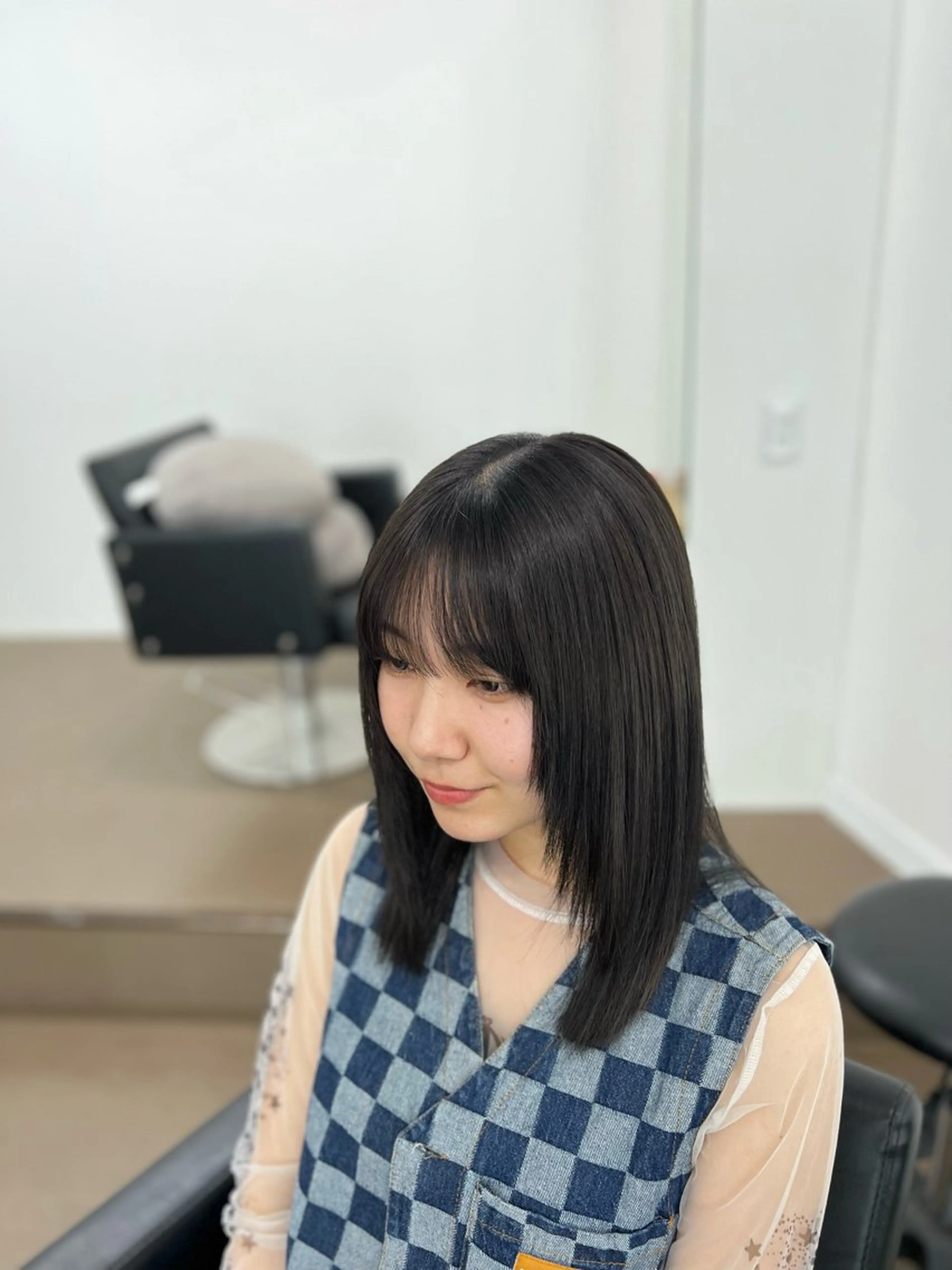 ミディアム カラー ダブルカラー ハイライトカラー イルミナカラー 顔まわりレイヤー ハイライト 神戸ボブ✂️ ioe三宮/田 伸佳のヘアスタイル