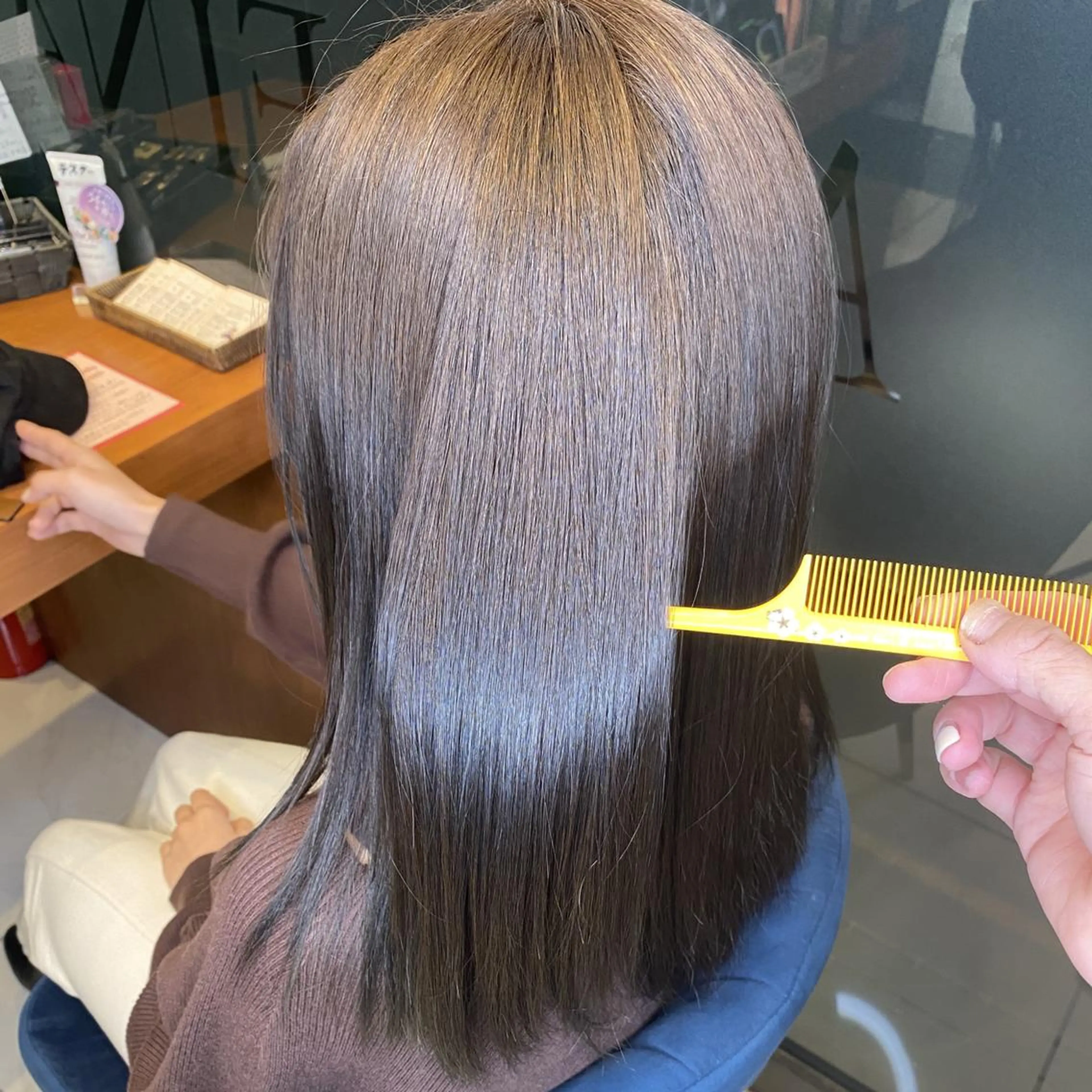 ロング カット トリートメント fiti 横須賀中央店のヘアスタイル