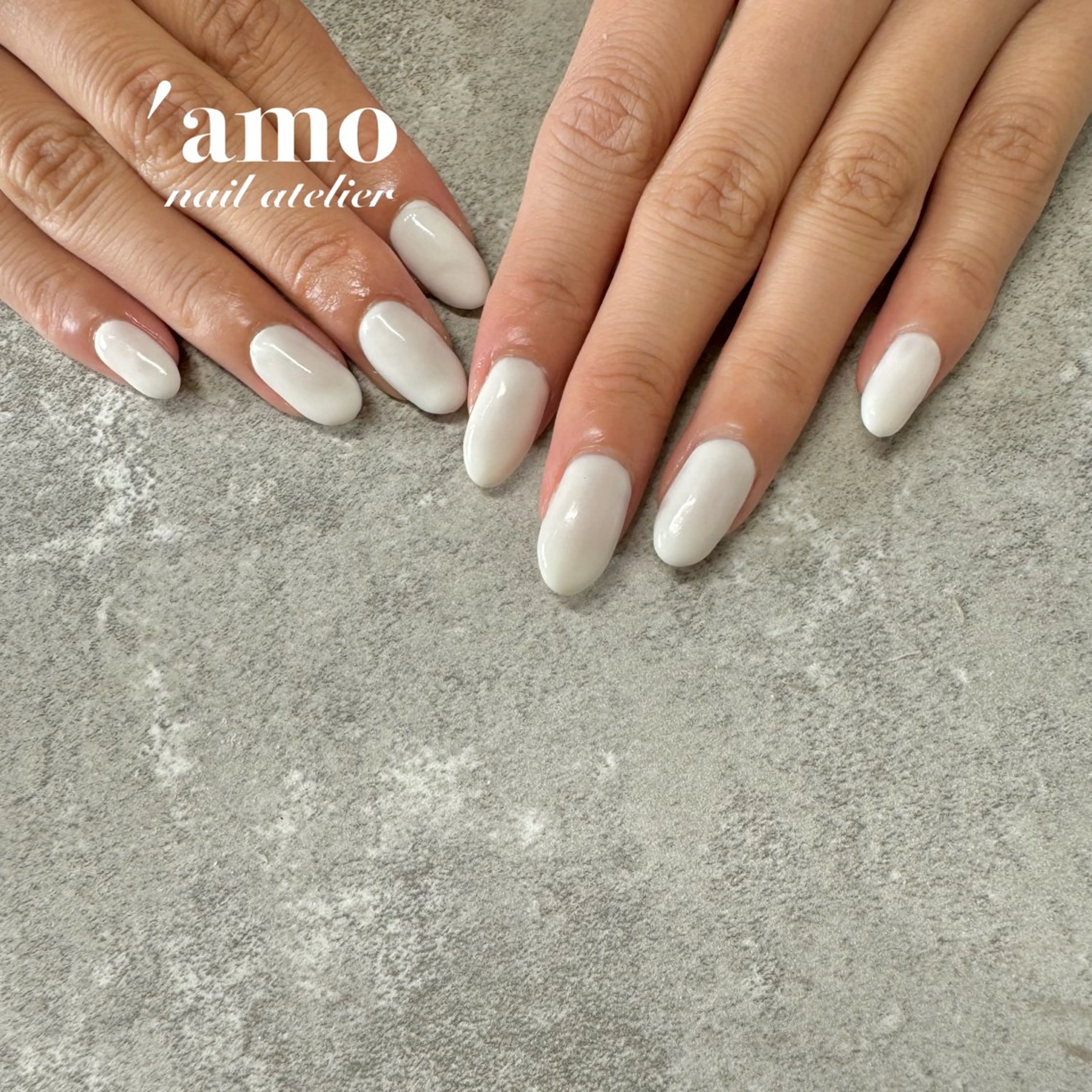 ネイル ワンカラーネイル ホワイト 'amo nail atelierのネイルデザイン