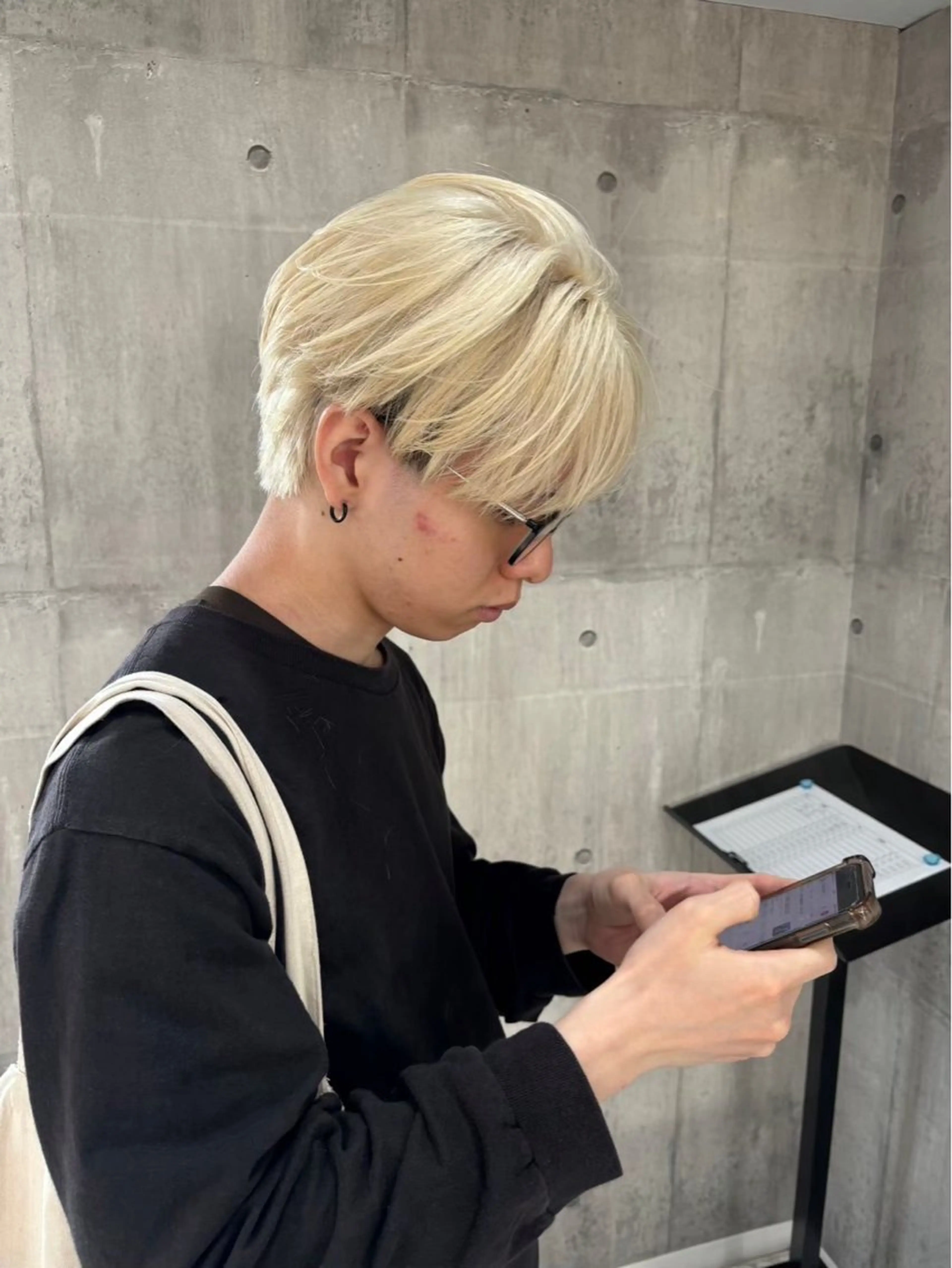 【⚜️メンズ限定】ブリーチリタッチ+カラー +ダメージ補修トリートメント✧*｡の写真