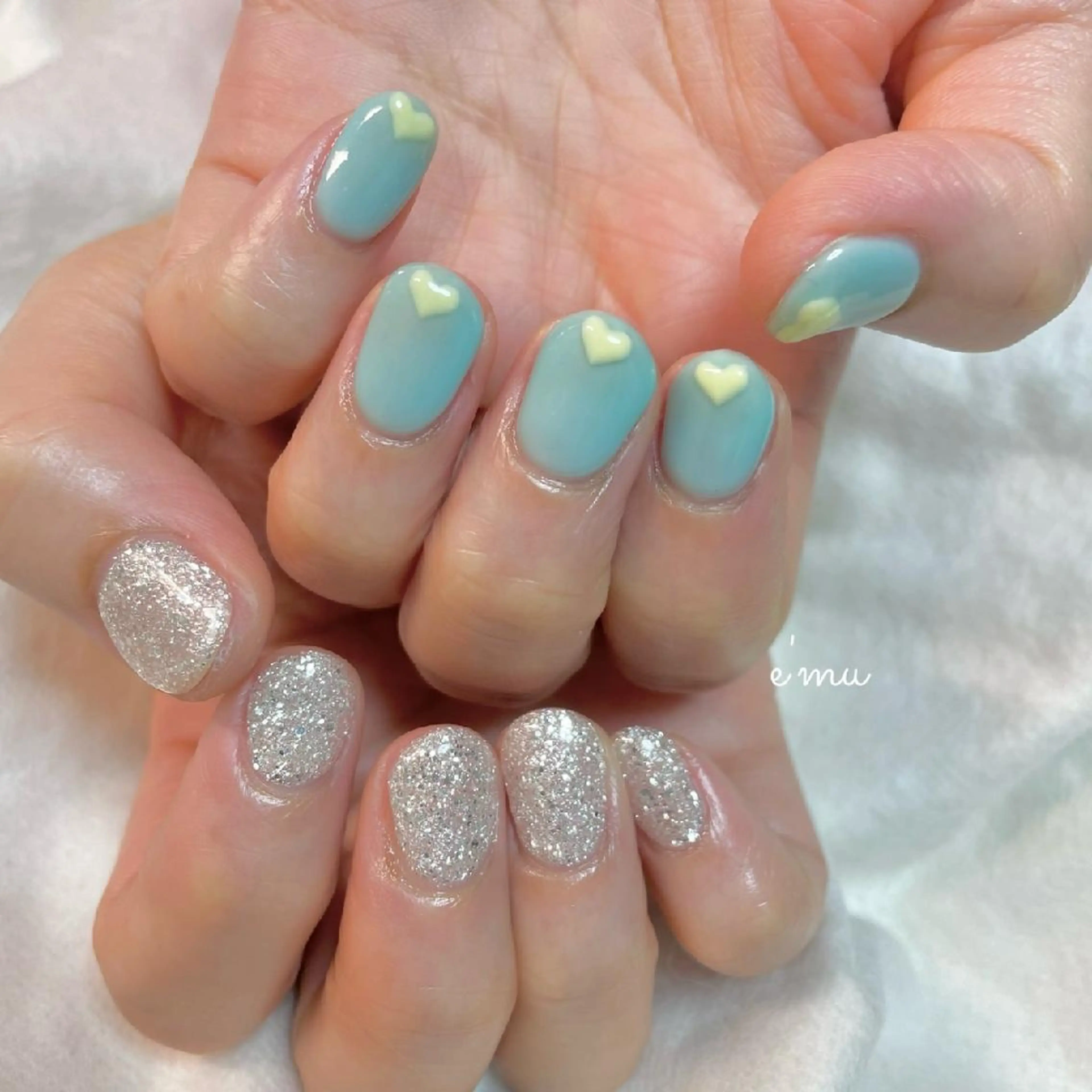 ネイル ハート ワンカラーネイル 春ネイル nail salon e'mu💐のネイルデザイン