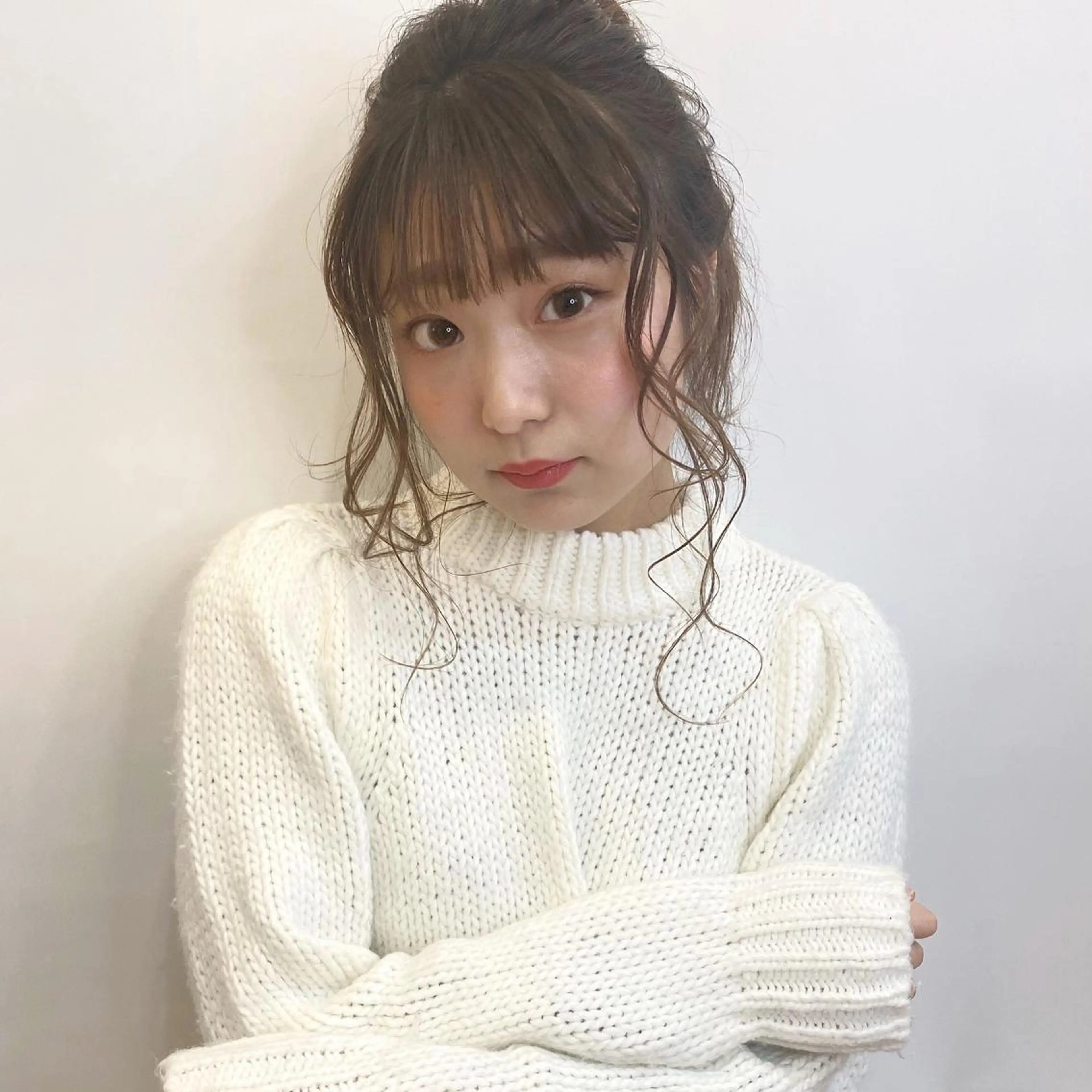 ブリーチなしカラー レイヤーカットのヘアスタイル