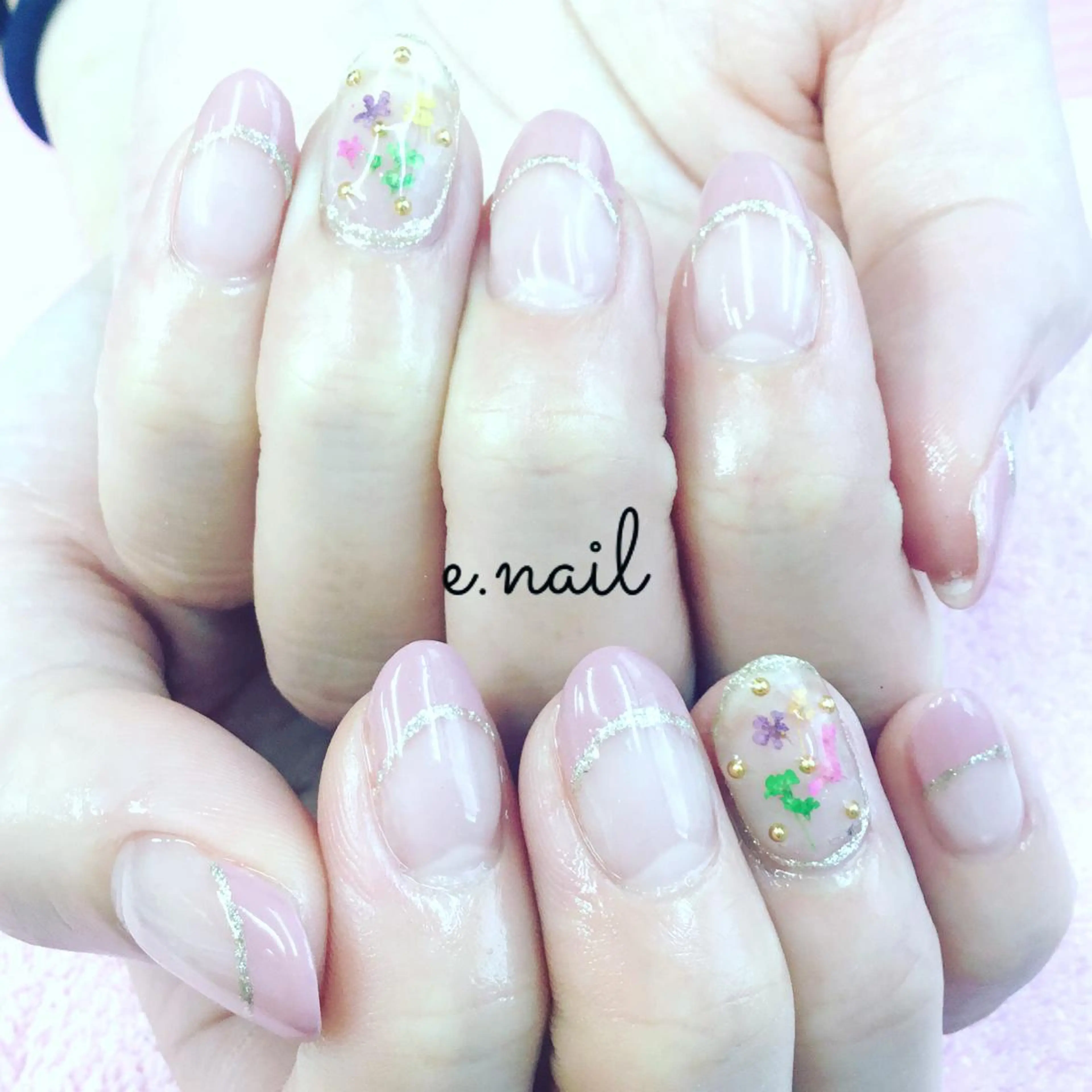 ネイル e.nail所属・和賀井 恵理のネイルデザイン
