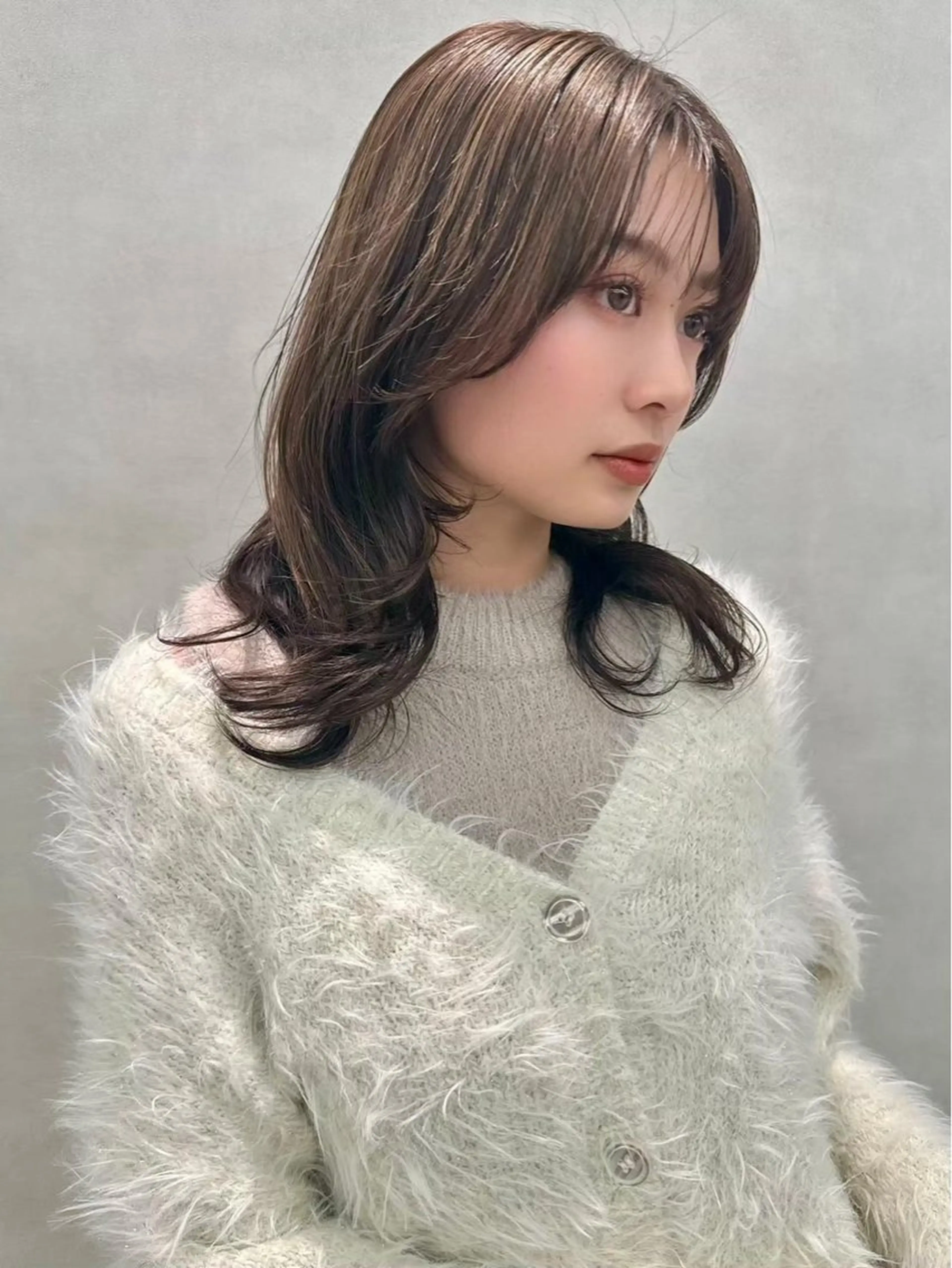セミロング カラー ヘアアレンジ ヘアカラー 🫧透けカラー🫧 乃愛のヘアスタイル