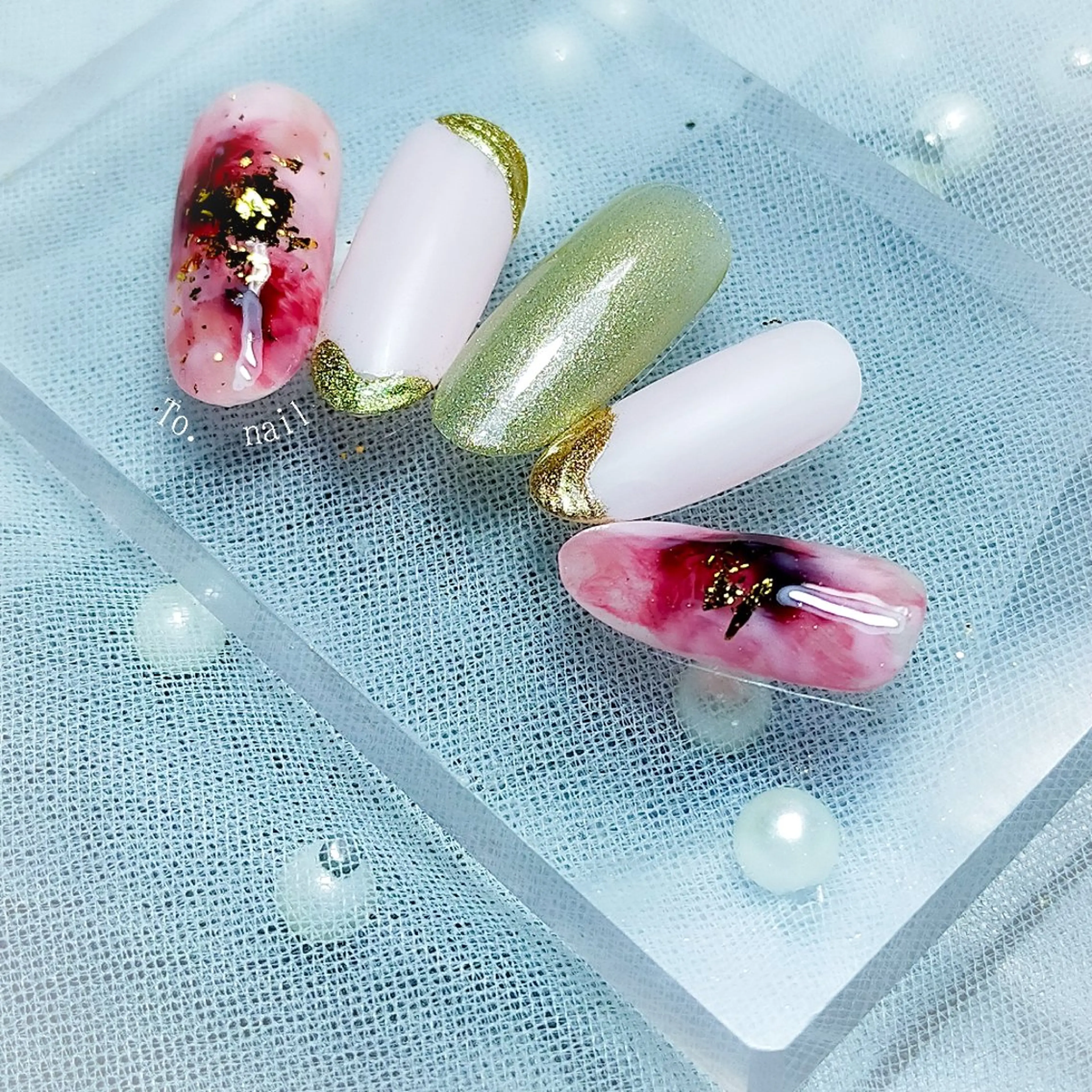 ネイル ハンドネイル To. nail （トゥ ネイル）のネイルデザイン
