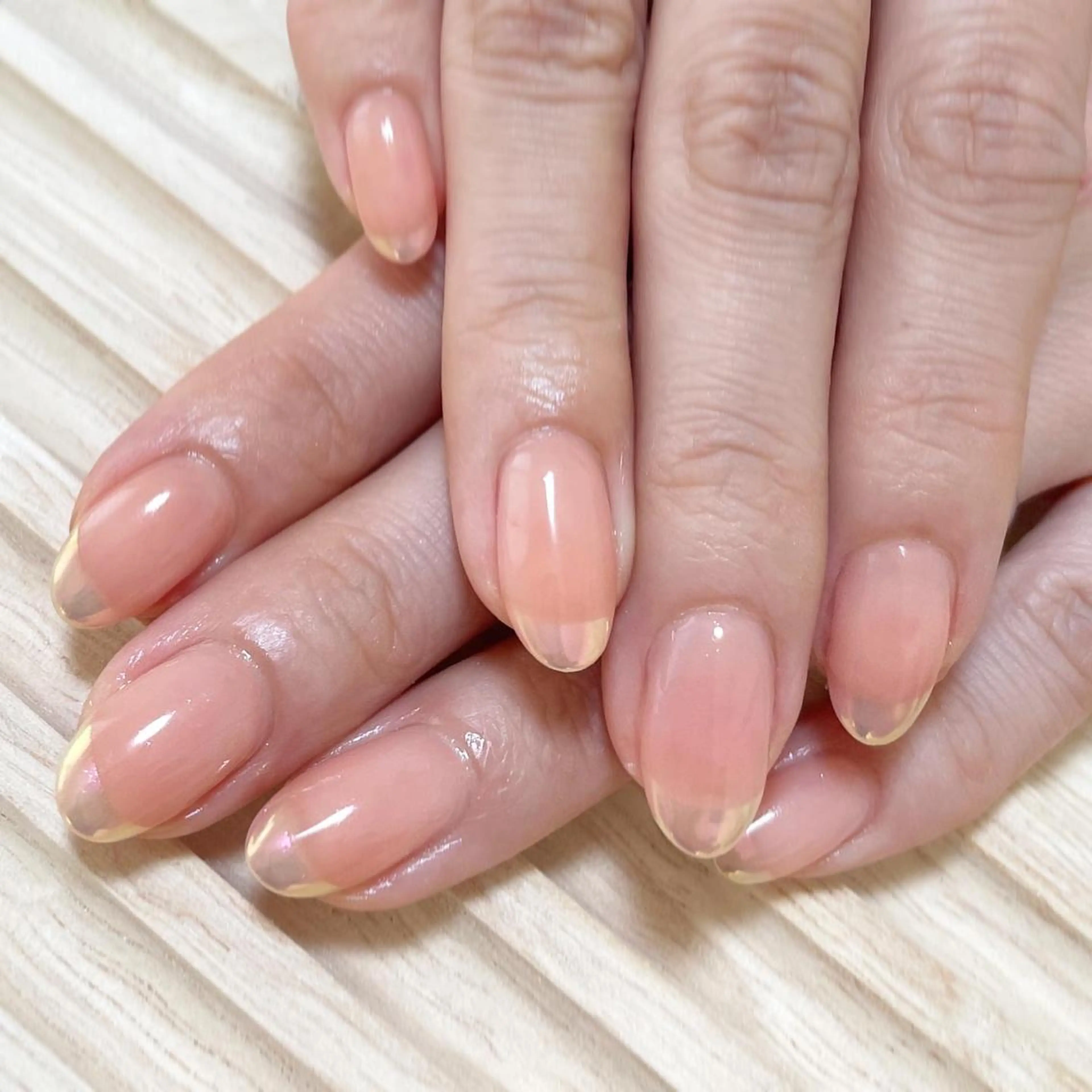 ネイル オーロラネイル フレンチネイル nailsalon mileのネイルデザイン
