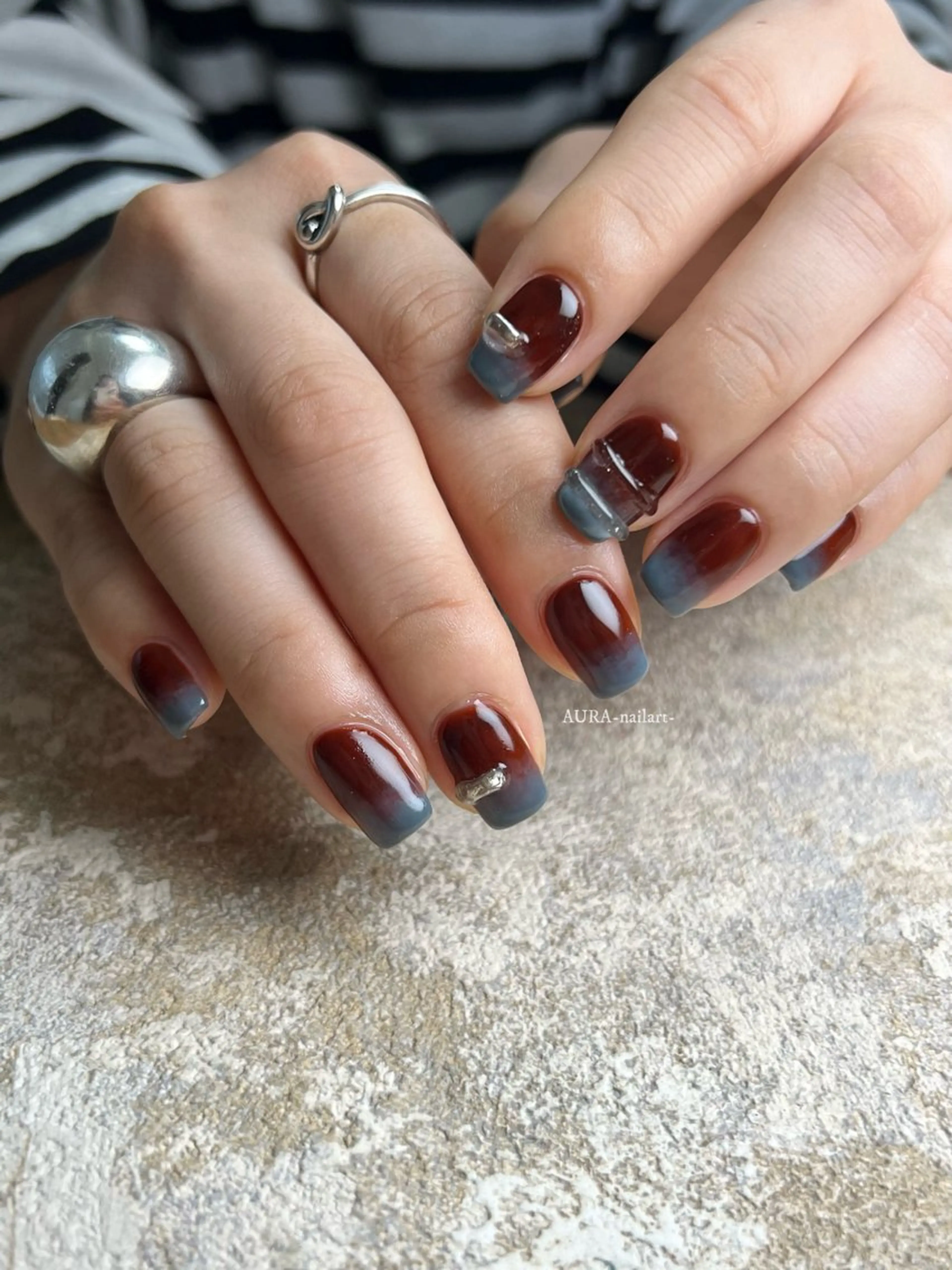 ネイル ハンドネイル フットネイル AURA nailartのネイルデザイン