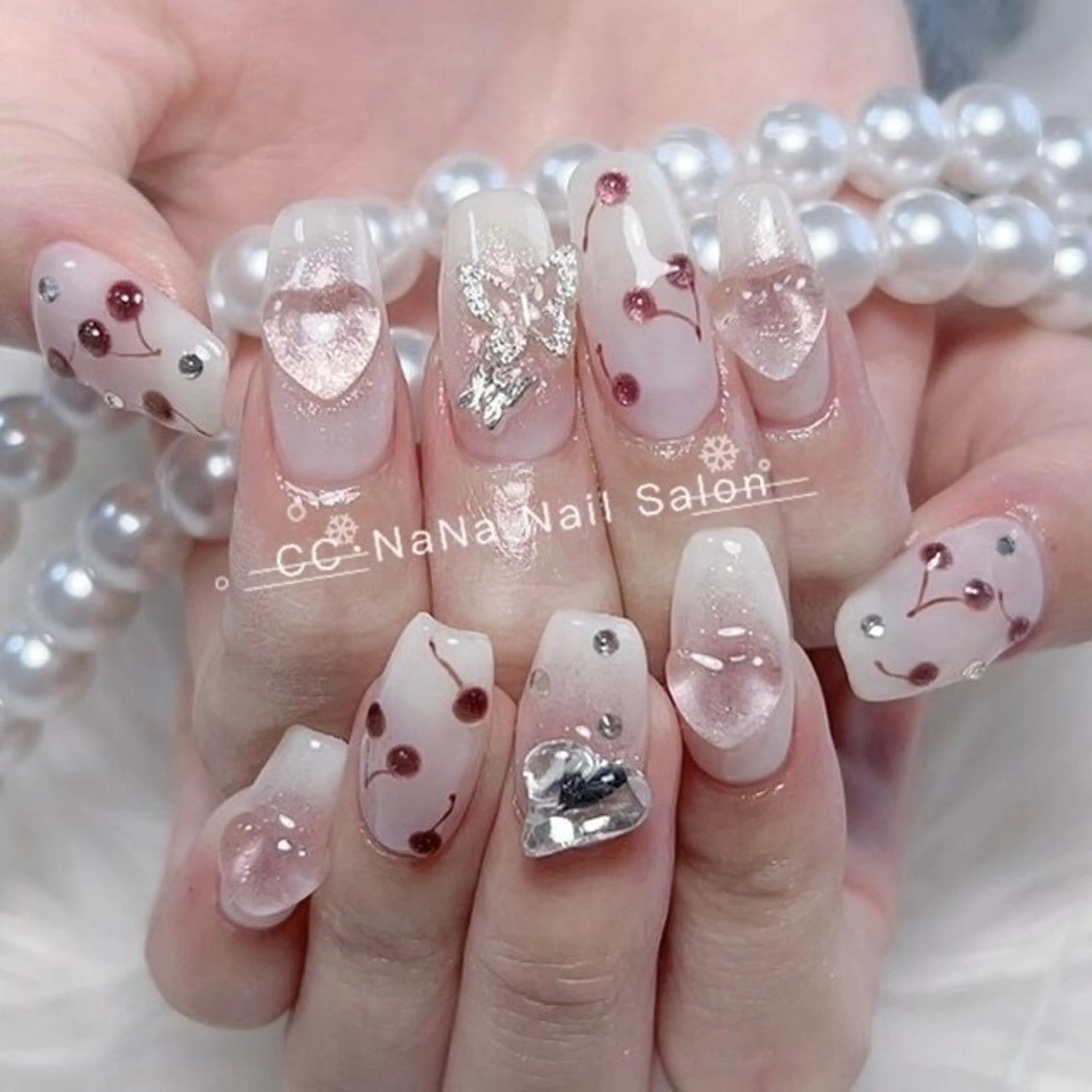 ネイル ハンドネイル 💎CC・NaNa 韓国風ネイル🌙のネイルデザイン