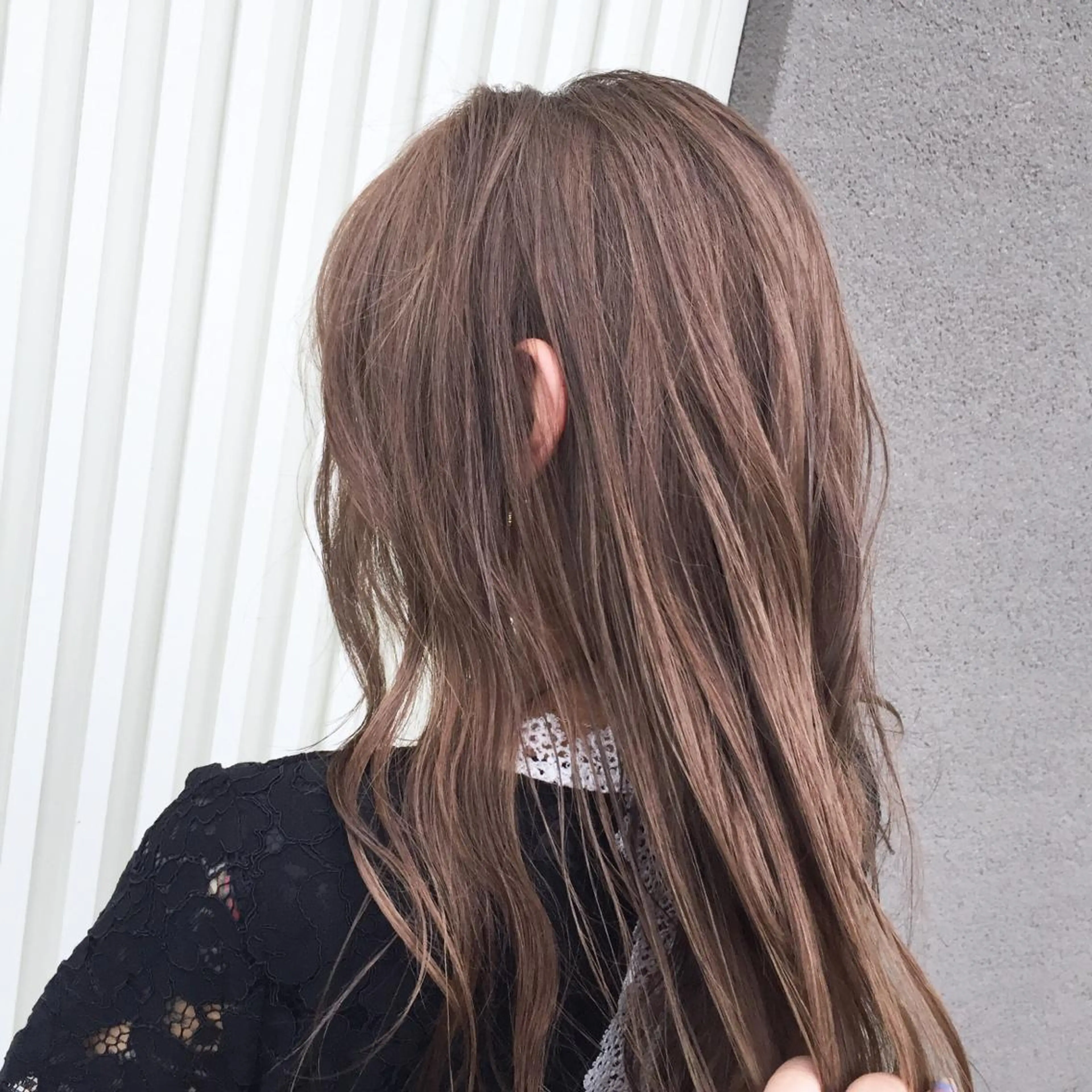 ロング カット ヘアカラー maco 艶感ハイトーン🦋のヘアスタイル