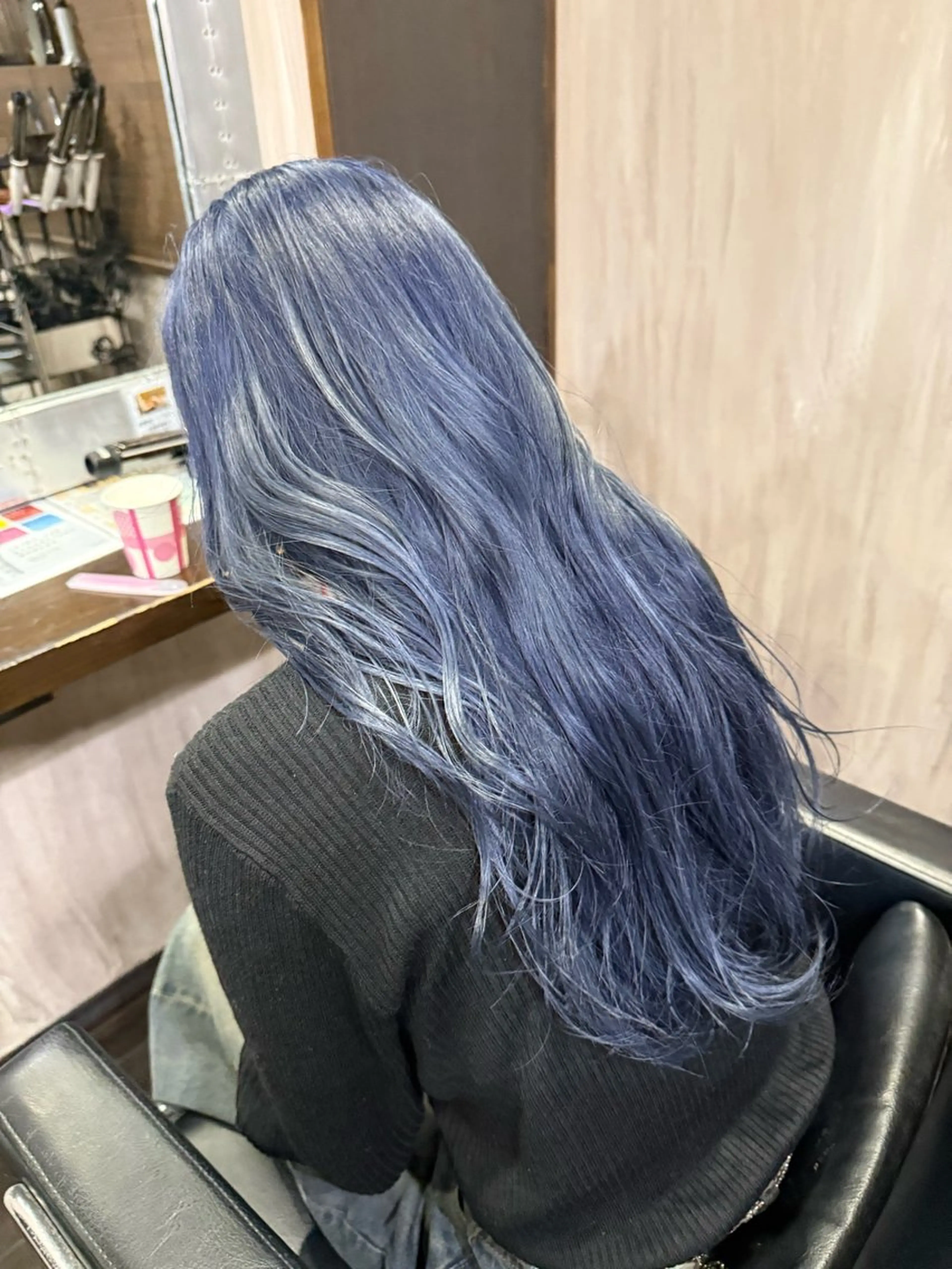 ロング カラー ブルーカラー ヘアカラー トリートメント メンズカット/パーマ 艶カラーTAIGA︎のヘアスタイル