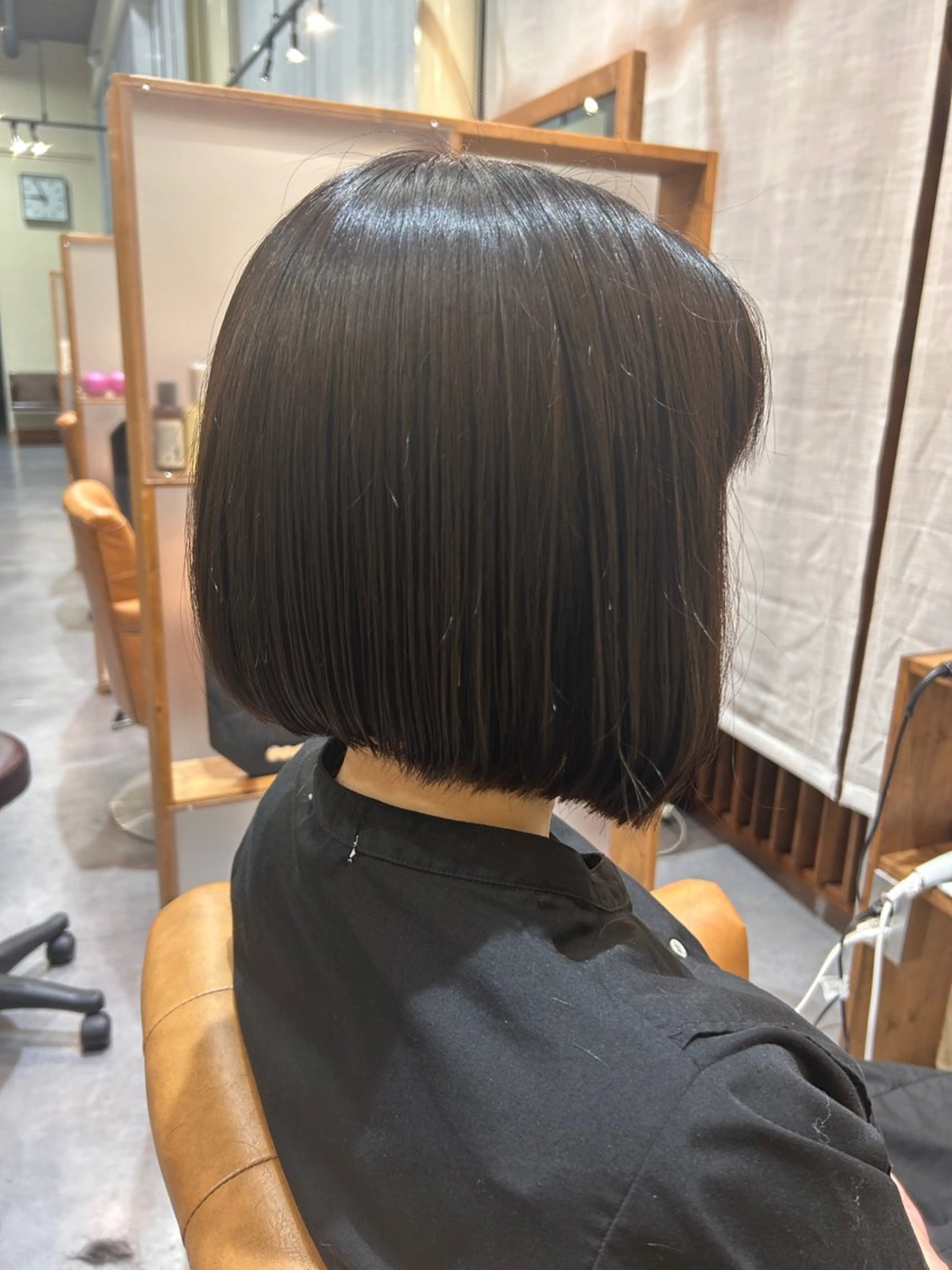 ミディアム ボブ 井上 萌のヘアスタイル