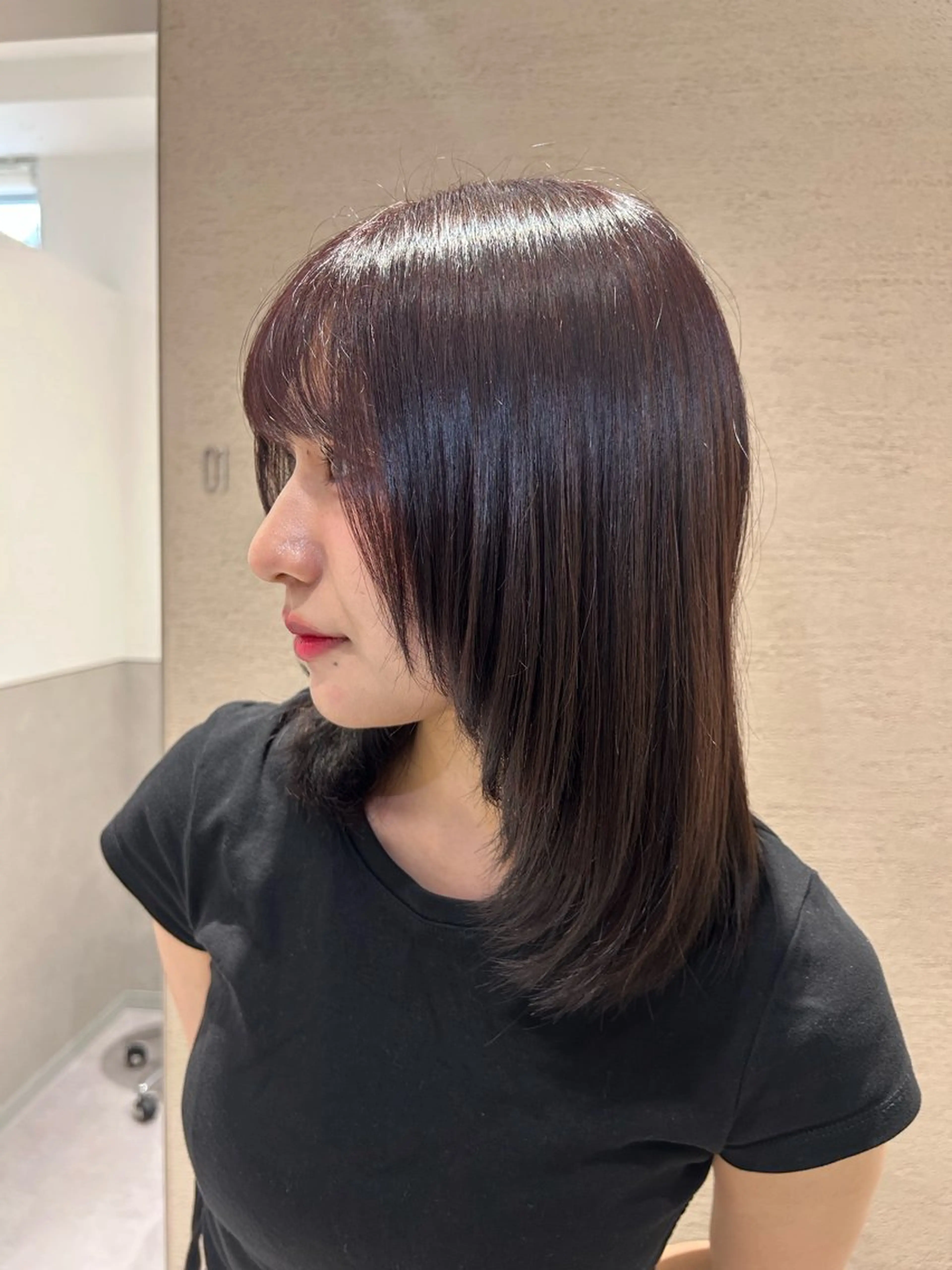 ミディアム カラー ラベンダーカラー ヘアカラー SALOWIN 新宿三丁目me+所属・レイヤー/ボブ/ 髪質改善/石井ハルカのヘアスタイル