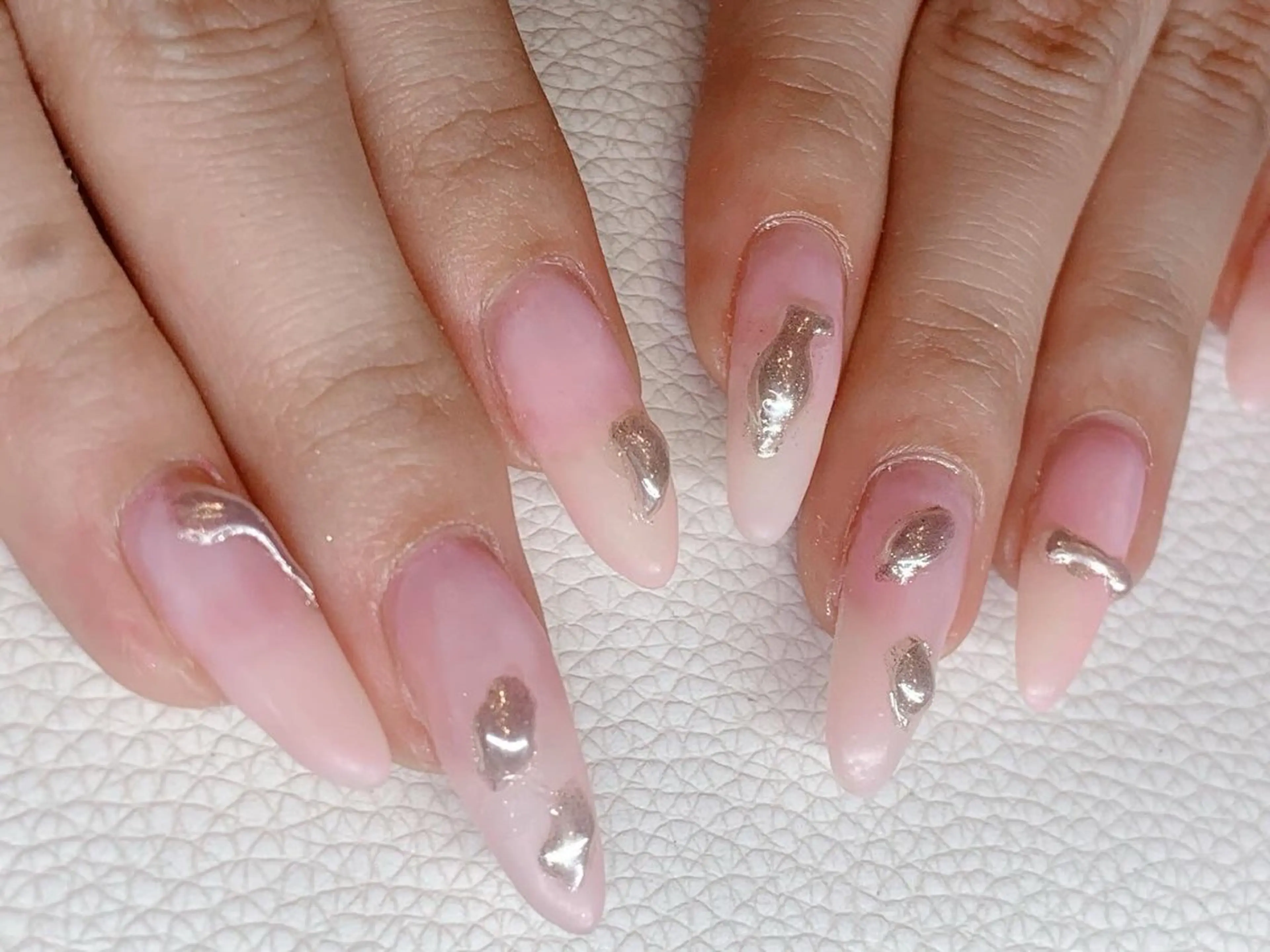 ネイル マットネイル ミラーネイル ピンク ハンドネイル Nail_Aroma KOKOのネイルデザイン